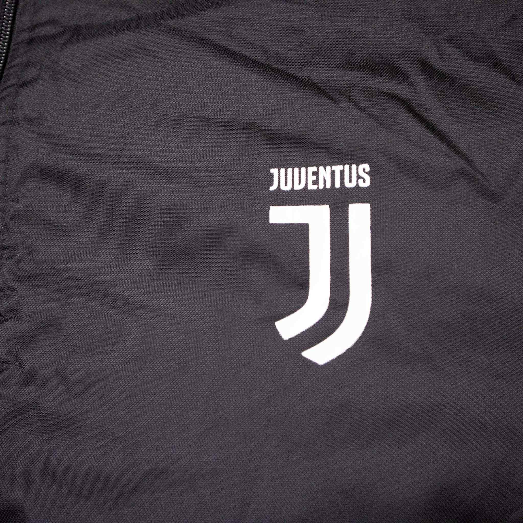 Adidas Juventus jacket - Size S