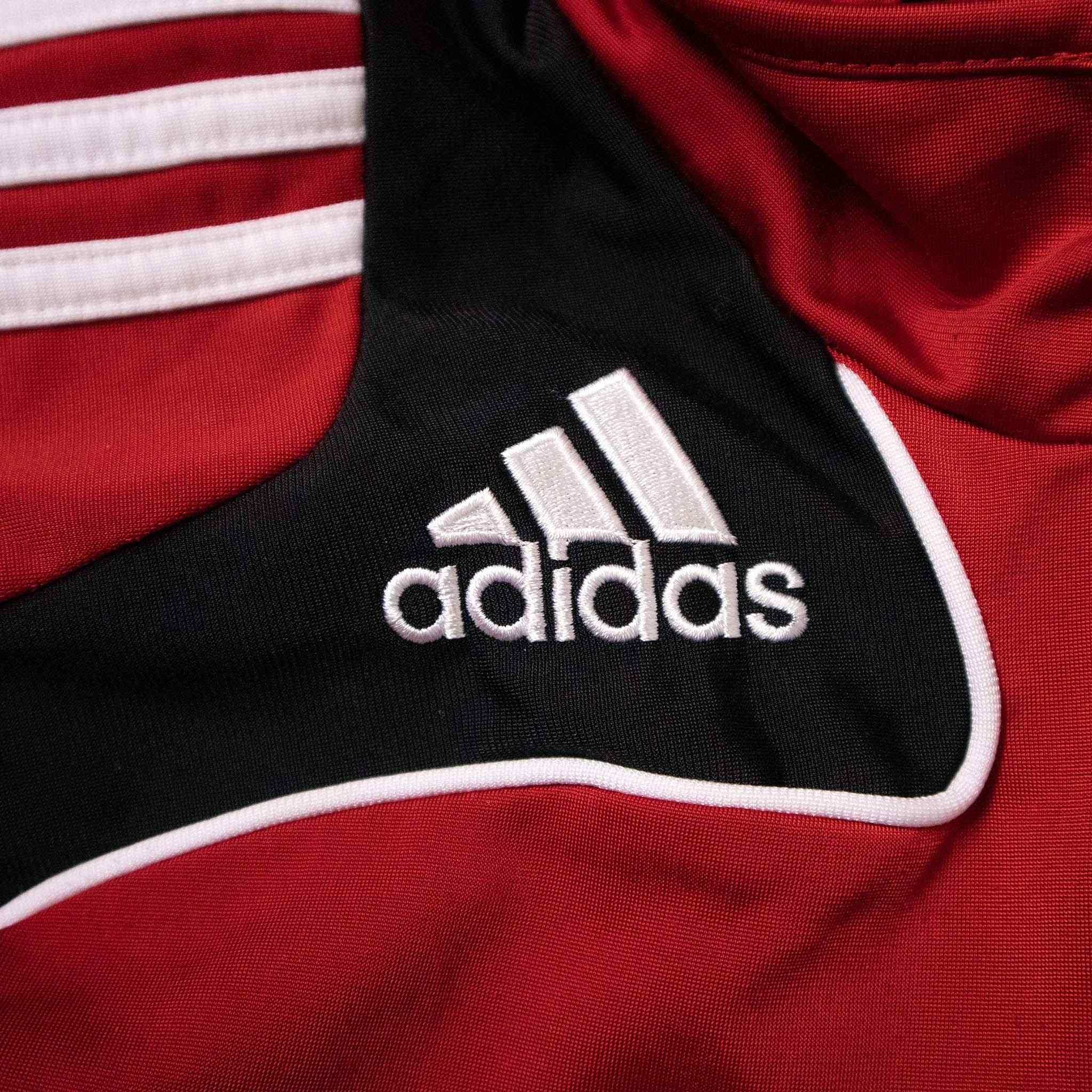 Adidas Retro Sweatshirt - Size M/L