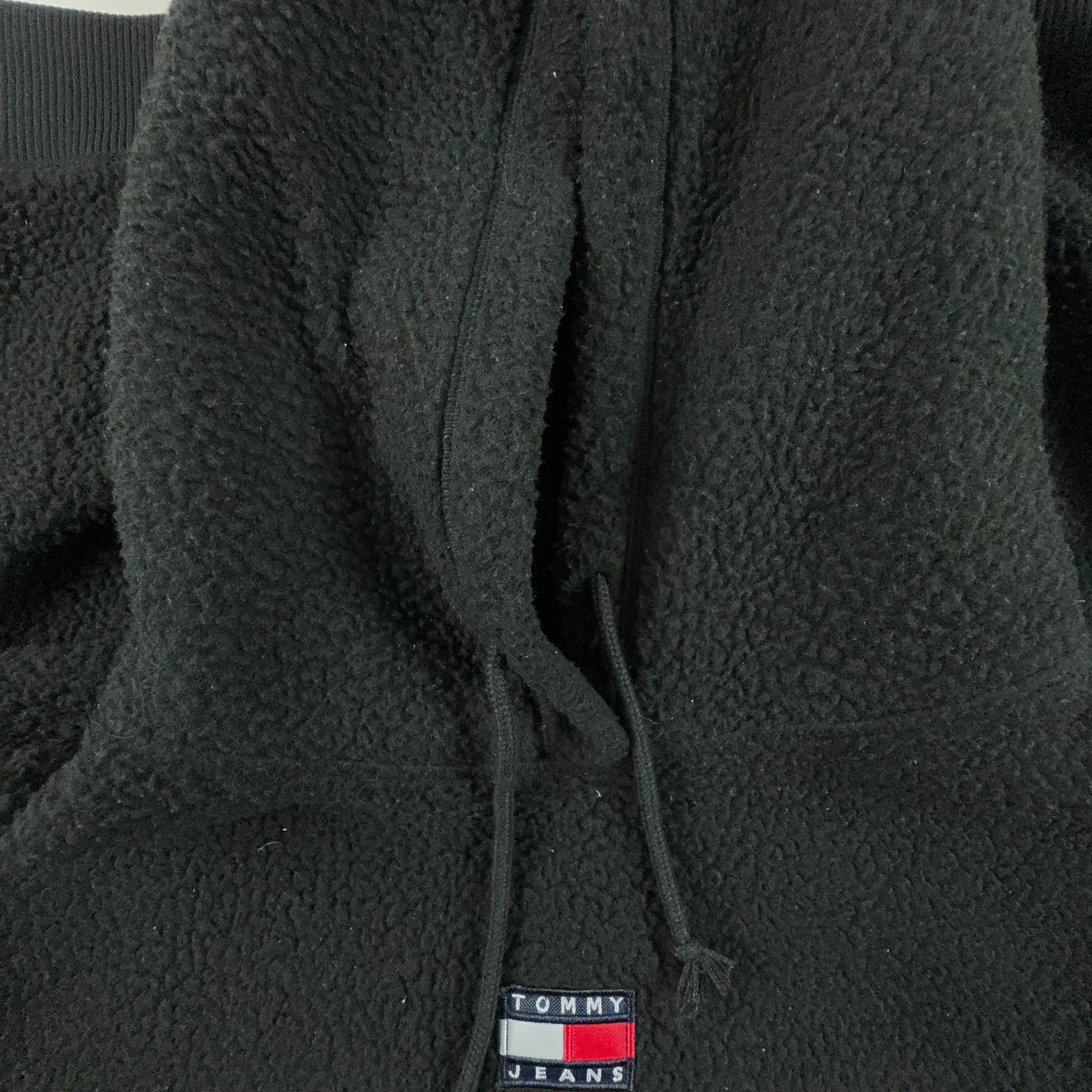 Pile Tommy Hilfiger nero con cappuccio e logo ricamato sul fronte - Taglia M/L donna