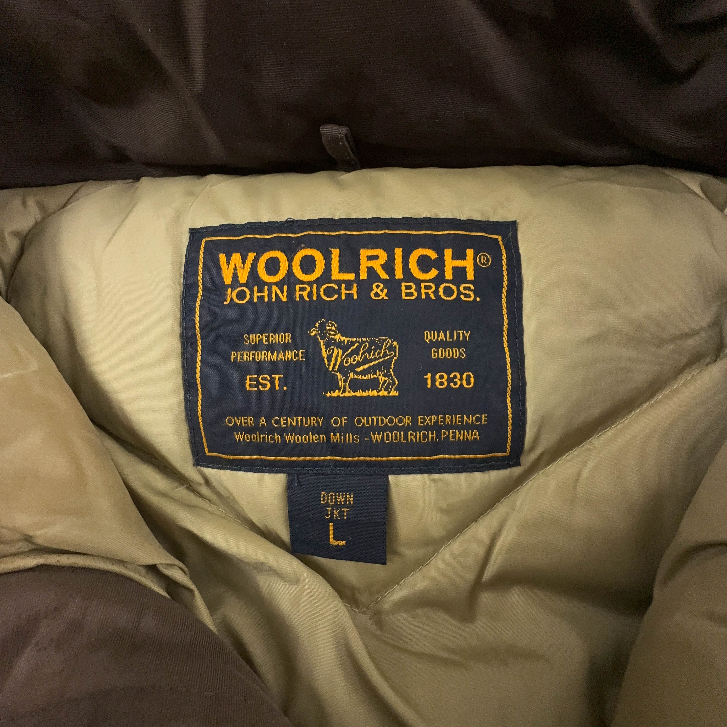 Giubbotto invernale Woolrich marrone con cappuccio e zip - Taglia L uomo
