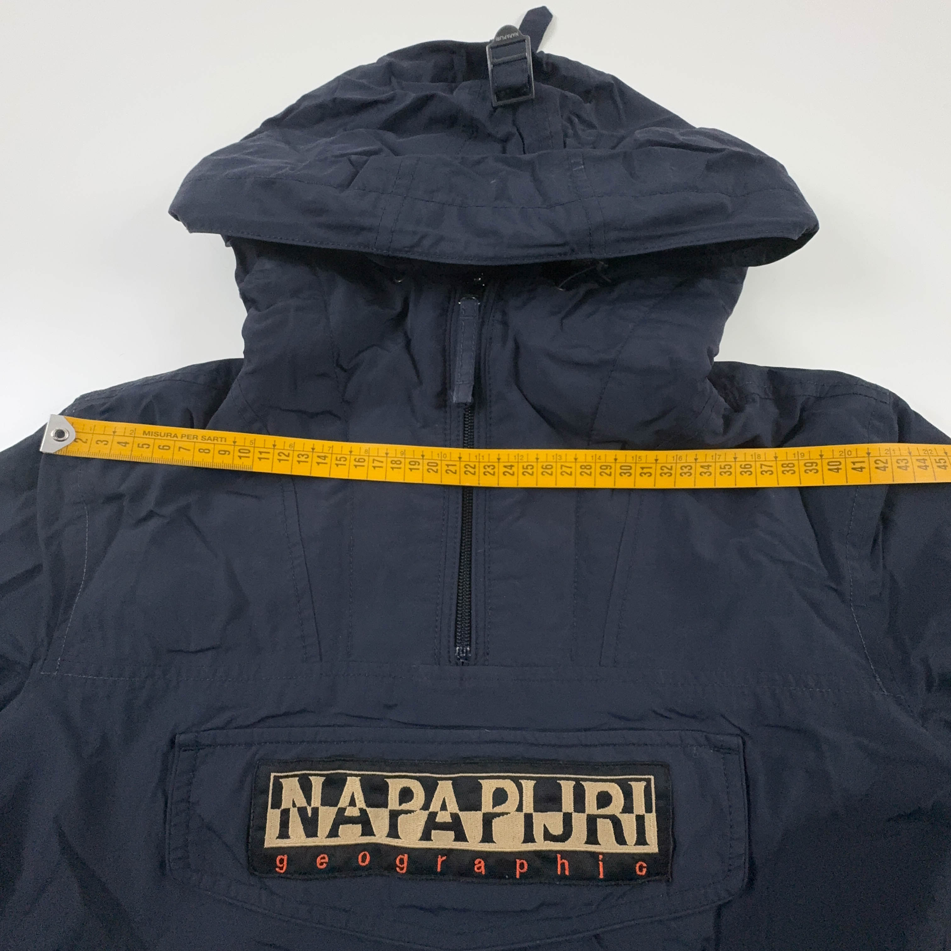 Giubbotto invernale Napapijri blu scura con tasca frontale e cappuccio - Taglia S uomo