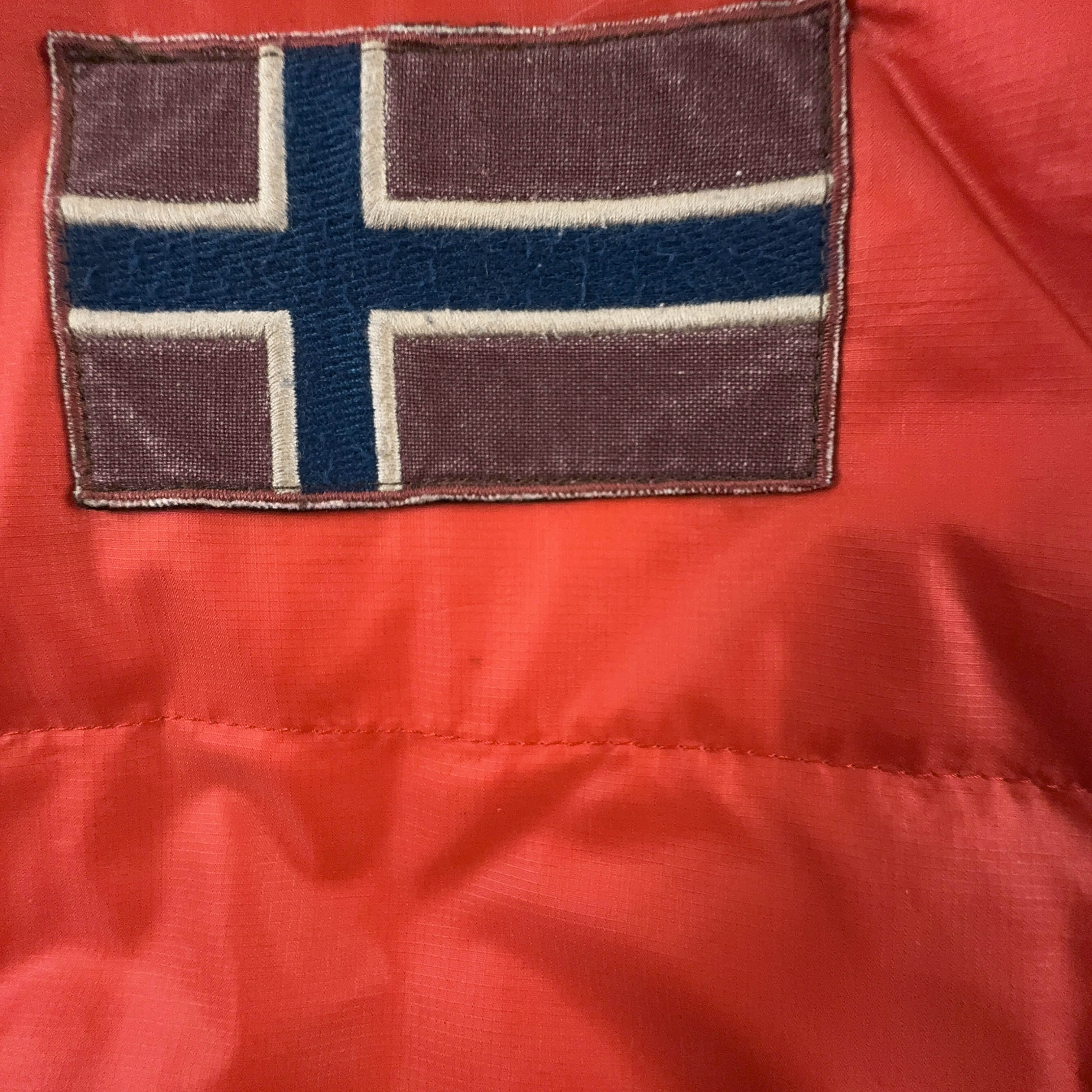 Giubbotto Napapijri arancione con tasca frontale e cappuccio - Taglia L uomo