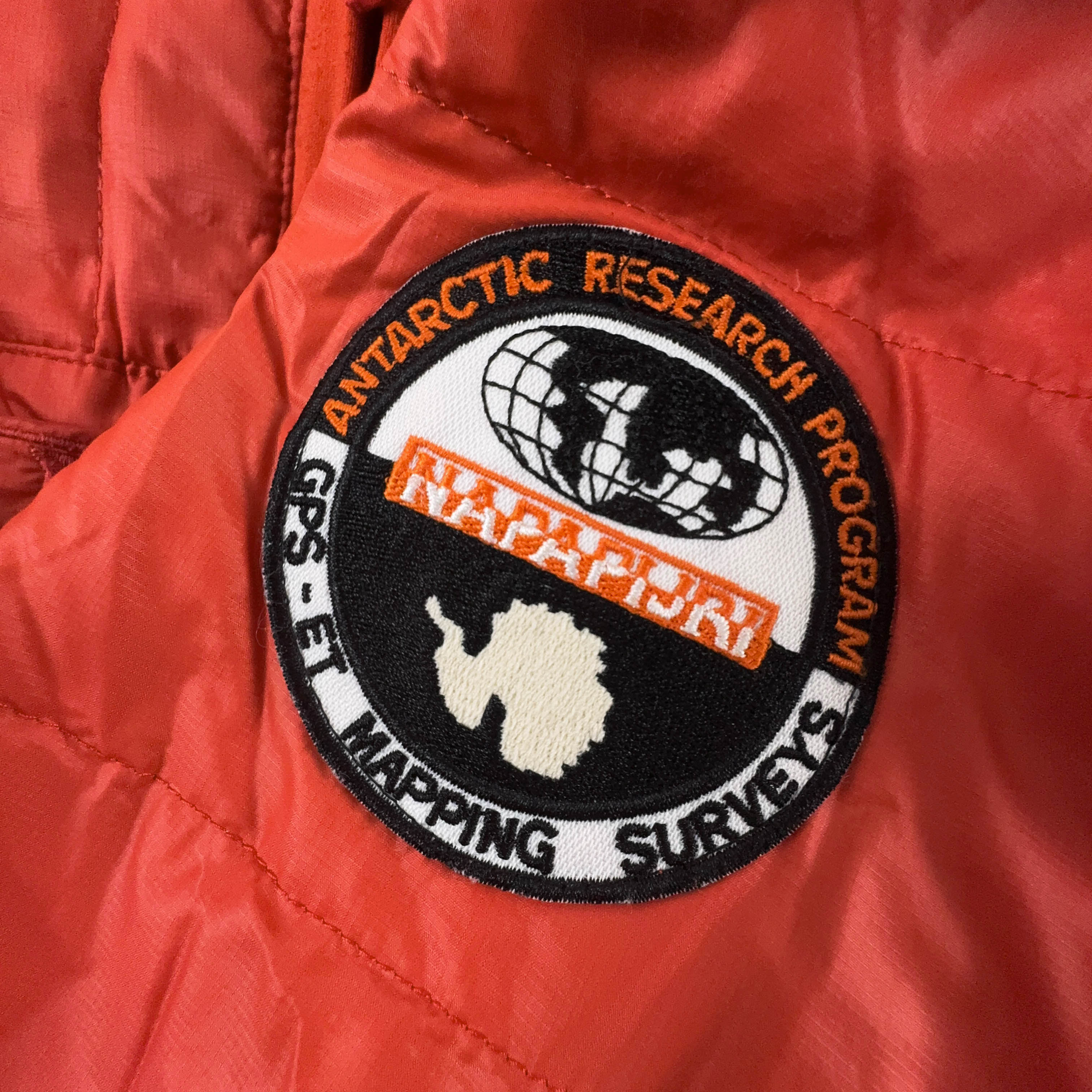 Giubbotto Napapijri arancione con tasca frontale e cappuccio - Taglia L uomo