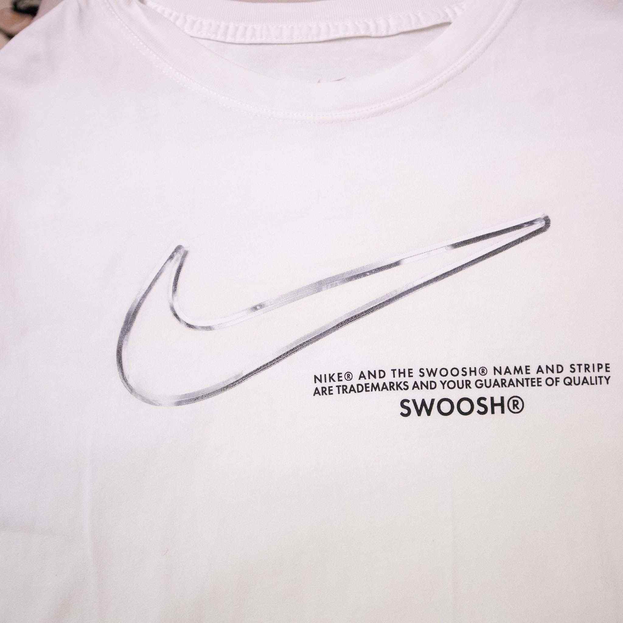 Nike T-Shirt - Size S