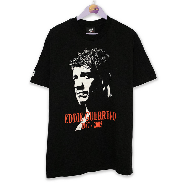 Eddie Guerrero 2005 W la Raza T shirt - Size L