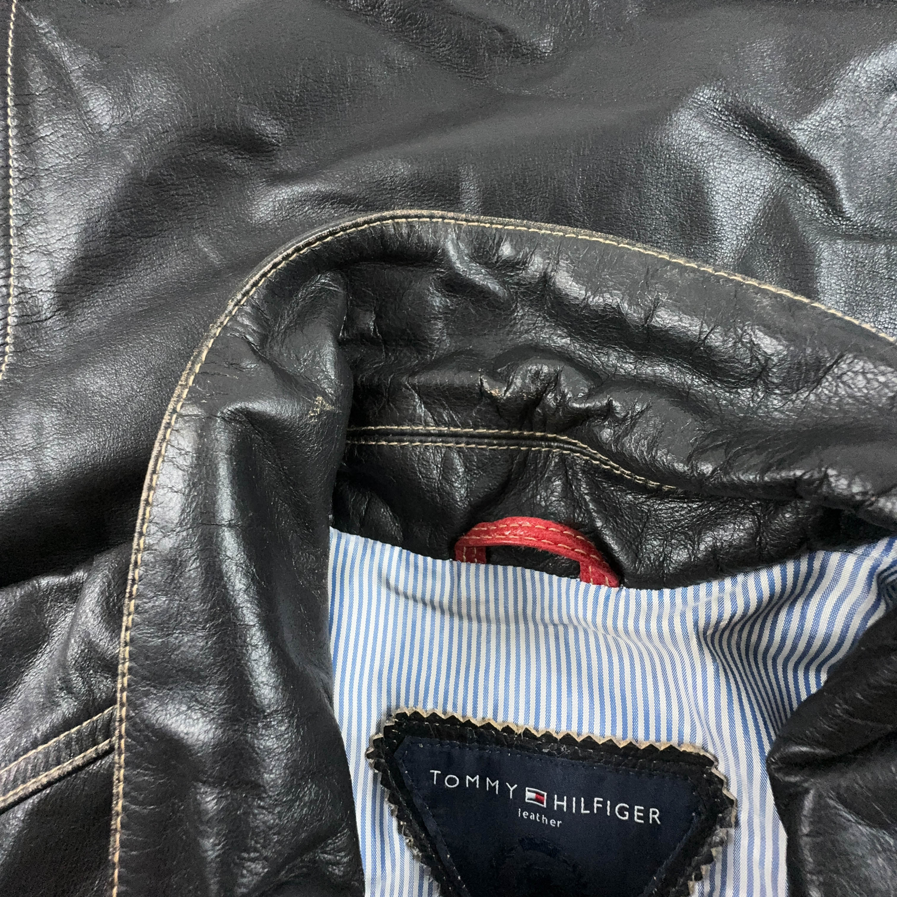 Giacca in vera pelle Tommy Hilfiger Vintage nera con bottoni bianchi - Taglia 50 uomo