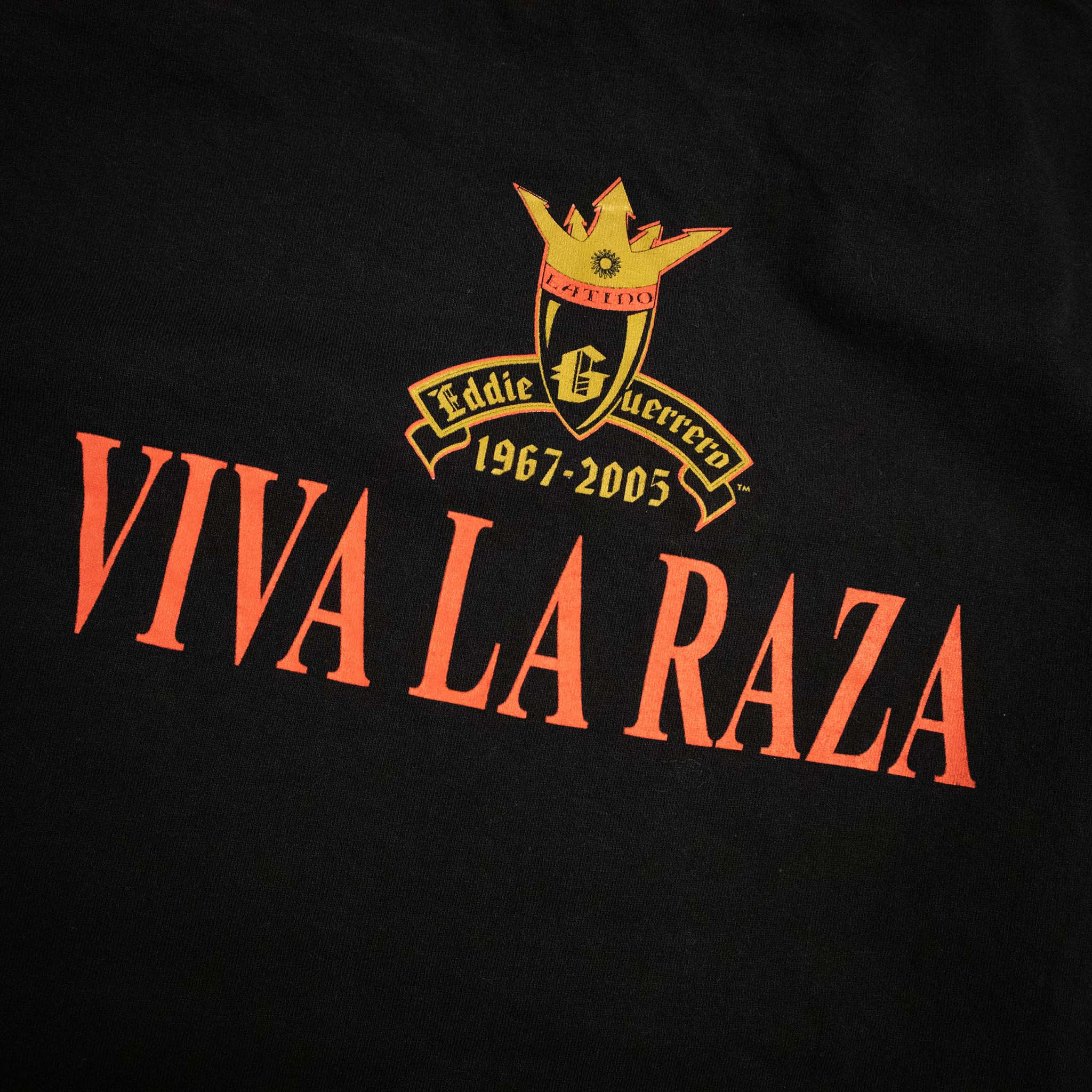 Eddie Guerrero 2005 W la Raza T shirt - Size L