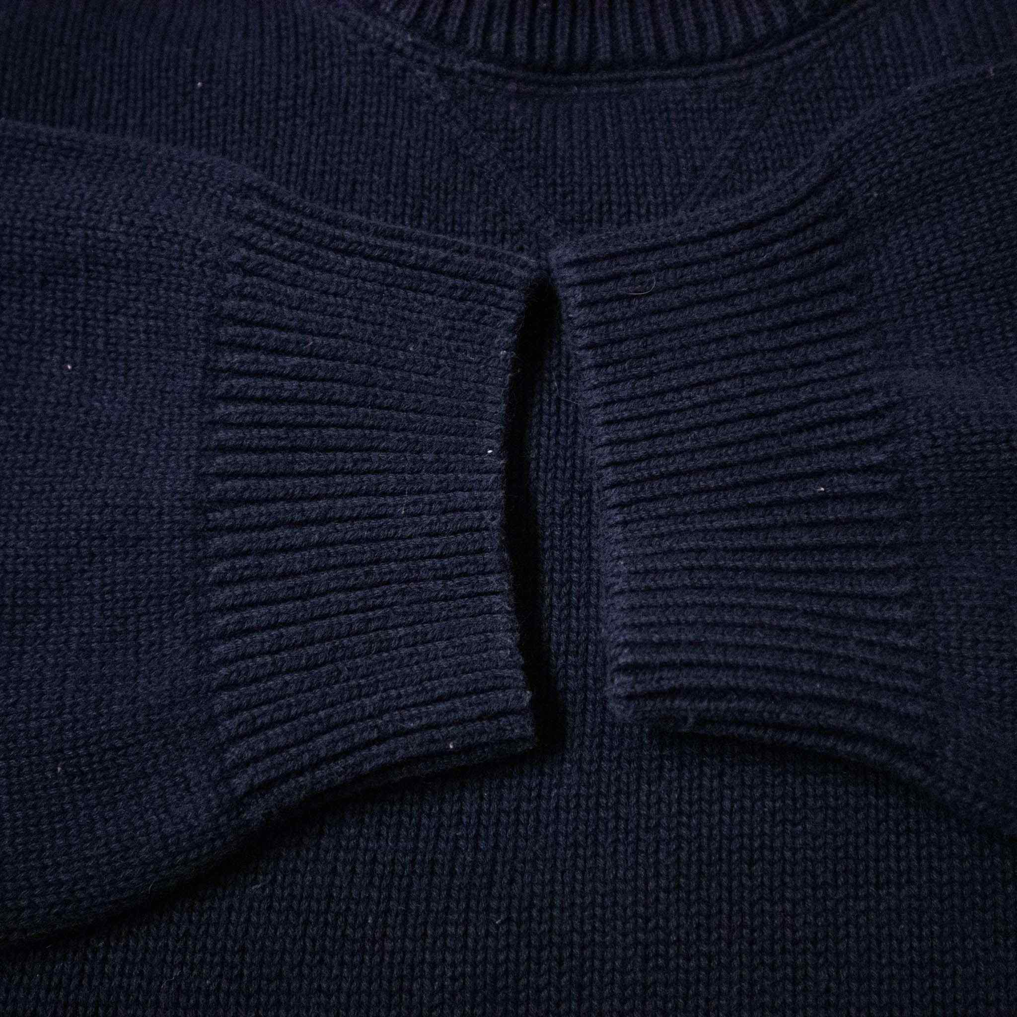 Tommy Hilfiger sweater - Size XL