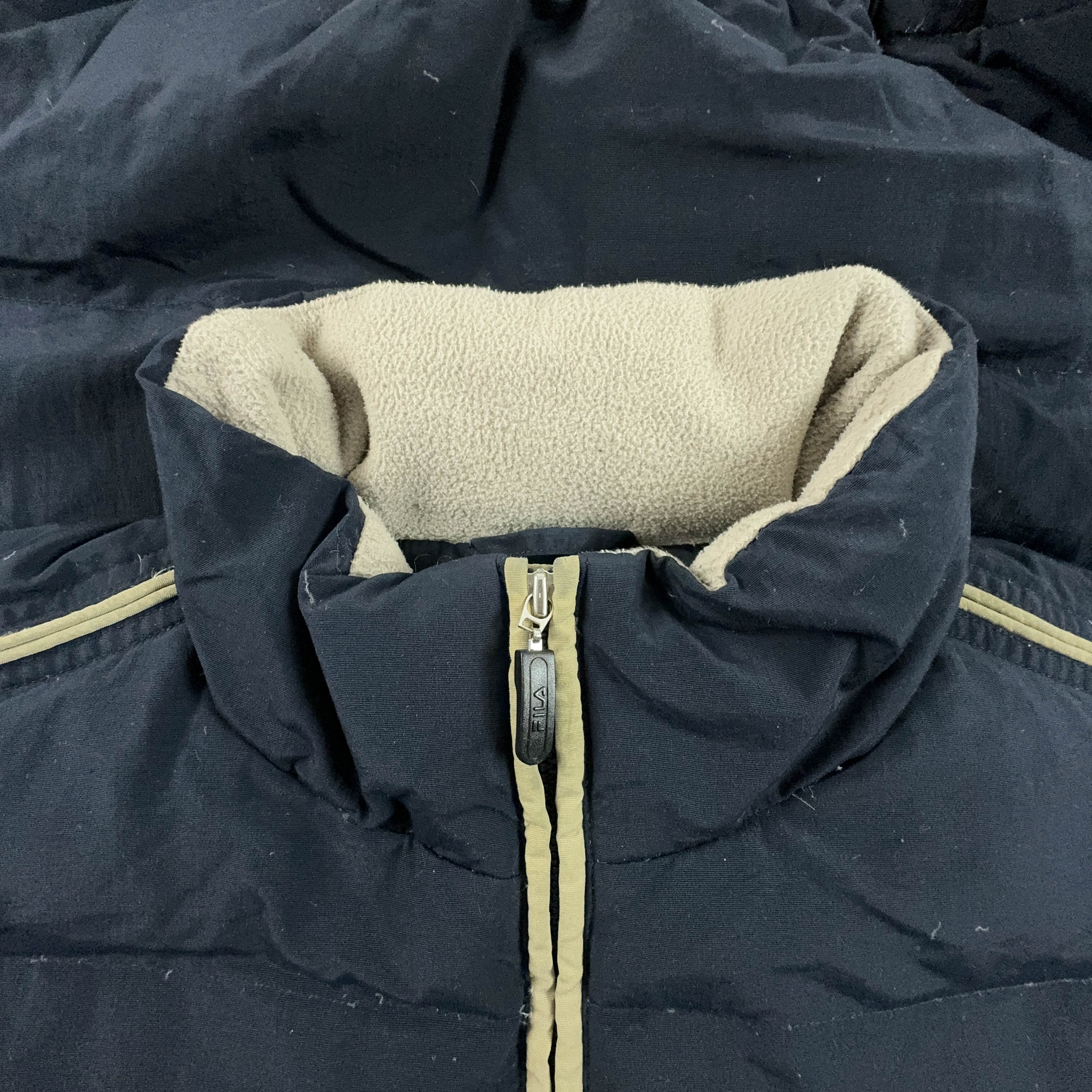 Piumino Fila Vintage blu scuro con zip e dettagli beige - Taglia L uomo