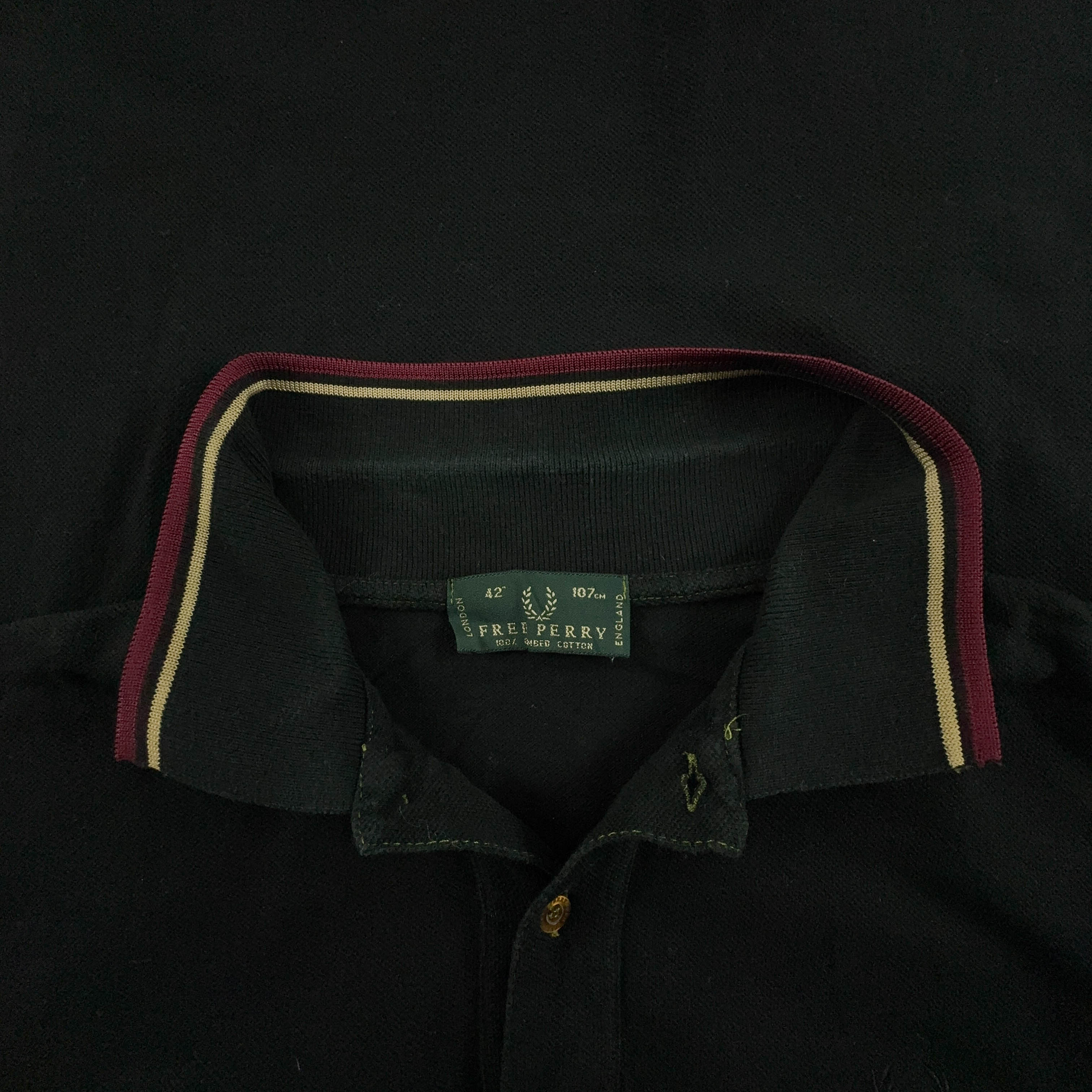 Fred Perry Polo Shirt Black Solid - Size 42
