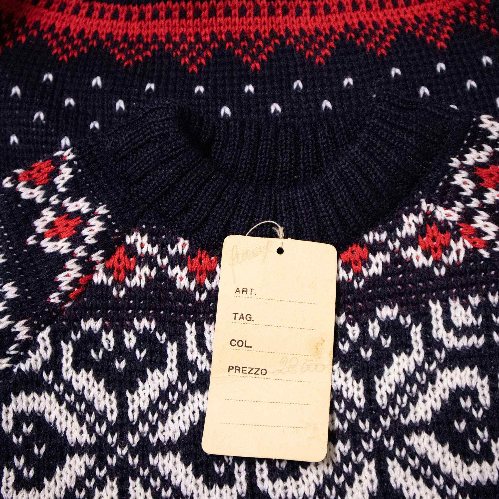 Vintage Sweater - Size M/L