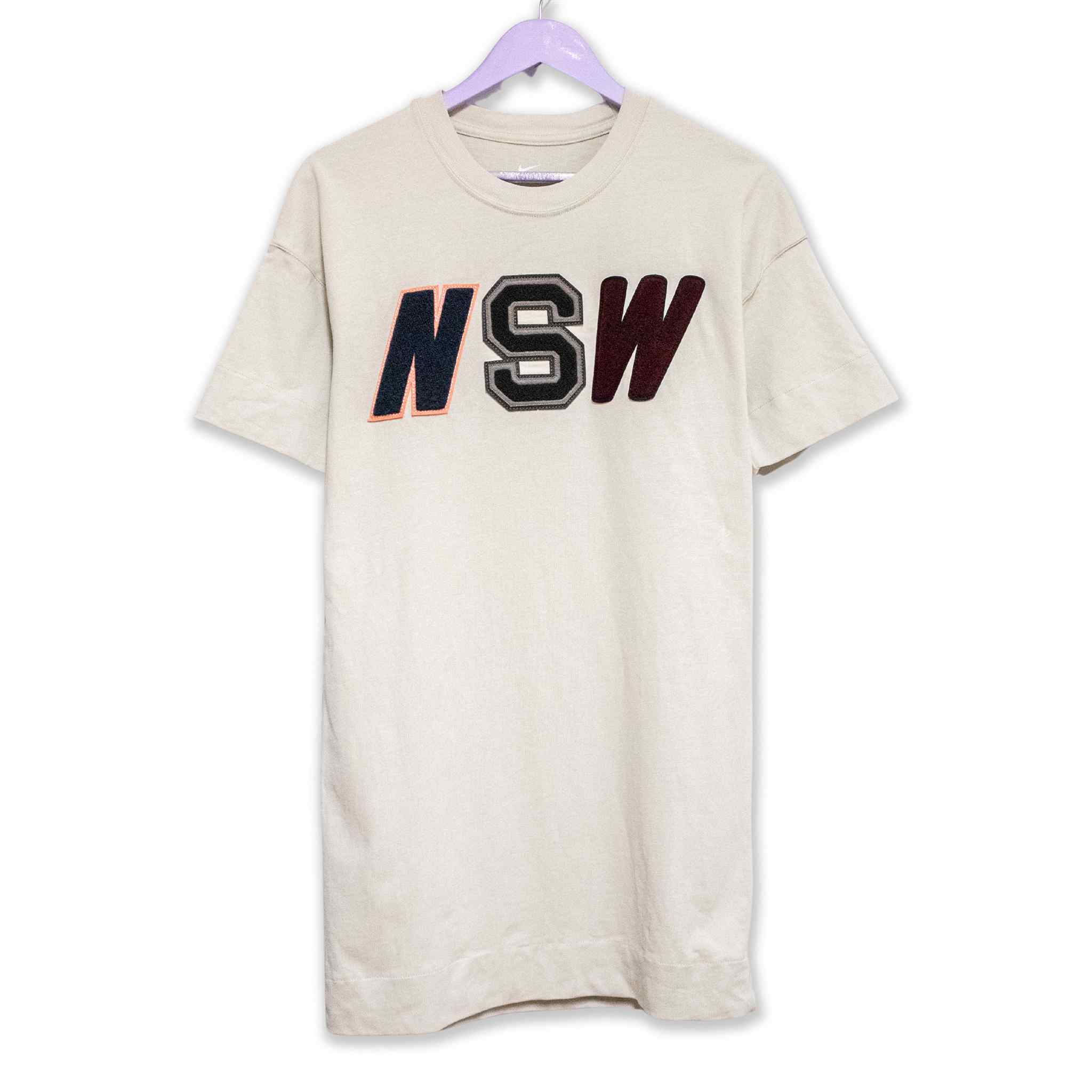 Nike Sportswear T shirt - Size M