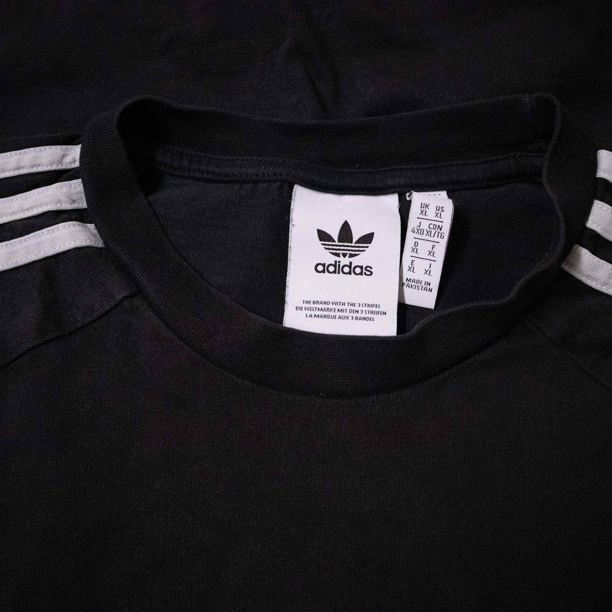 Adidas Sweatshirt - Size XL