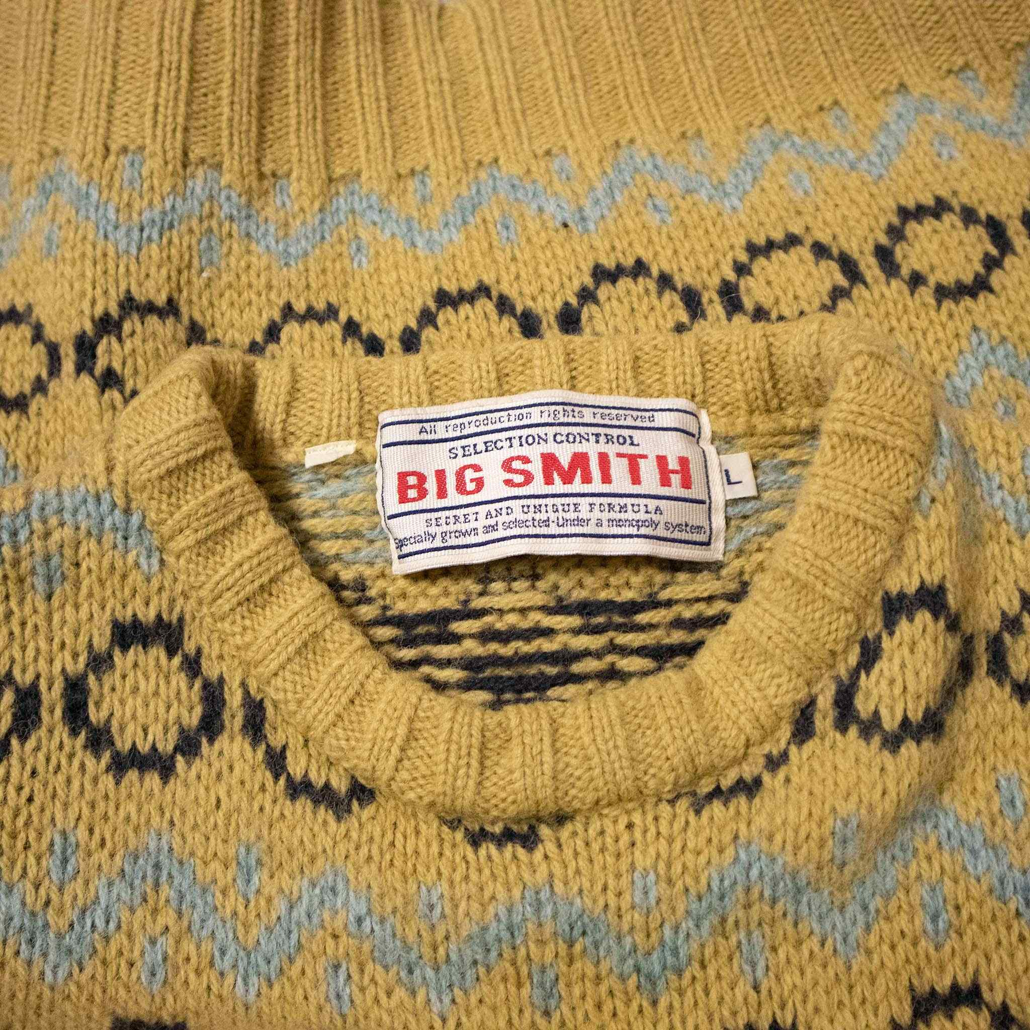 Vintage 100% wool sweater - Size L