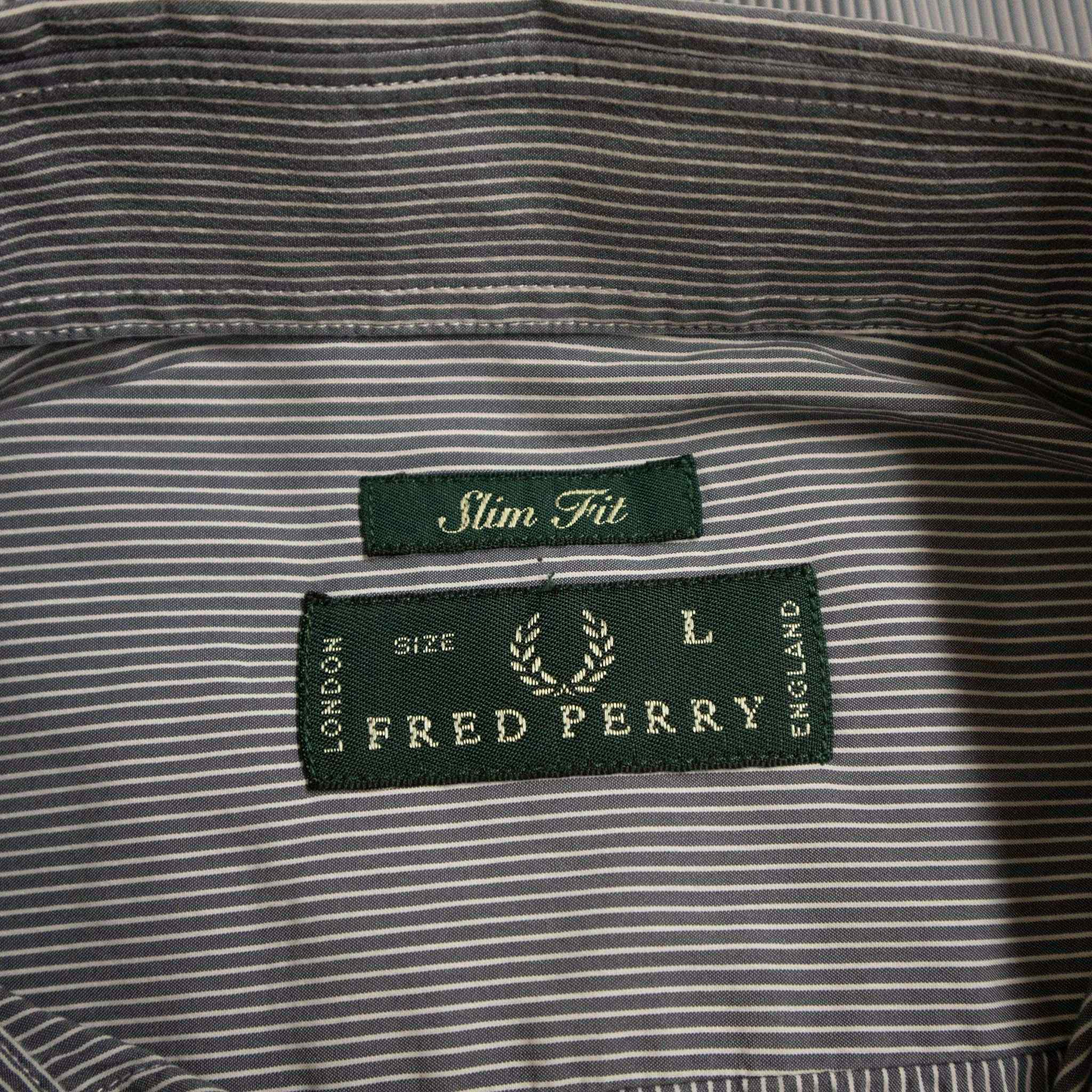 Fred Perry shirt - Size L