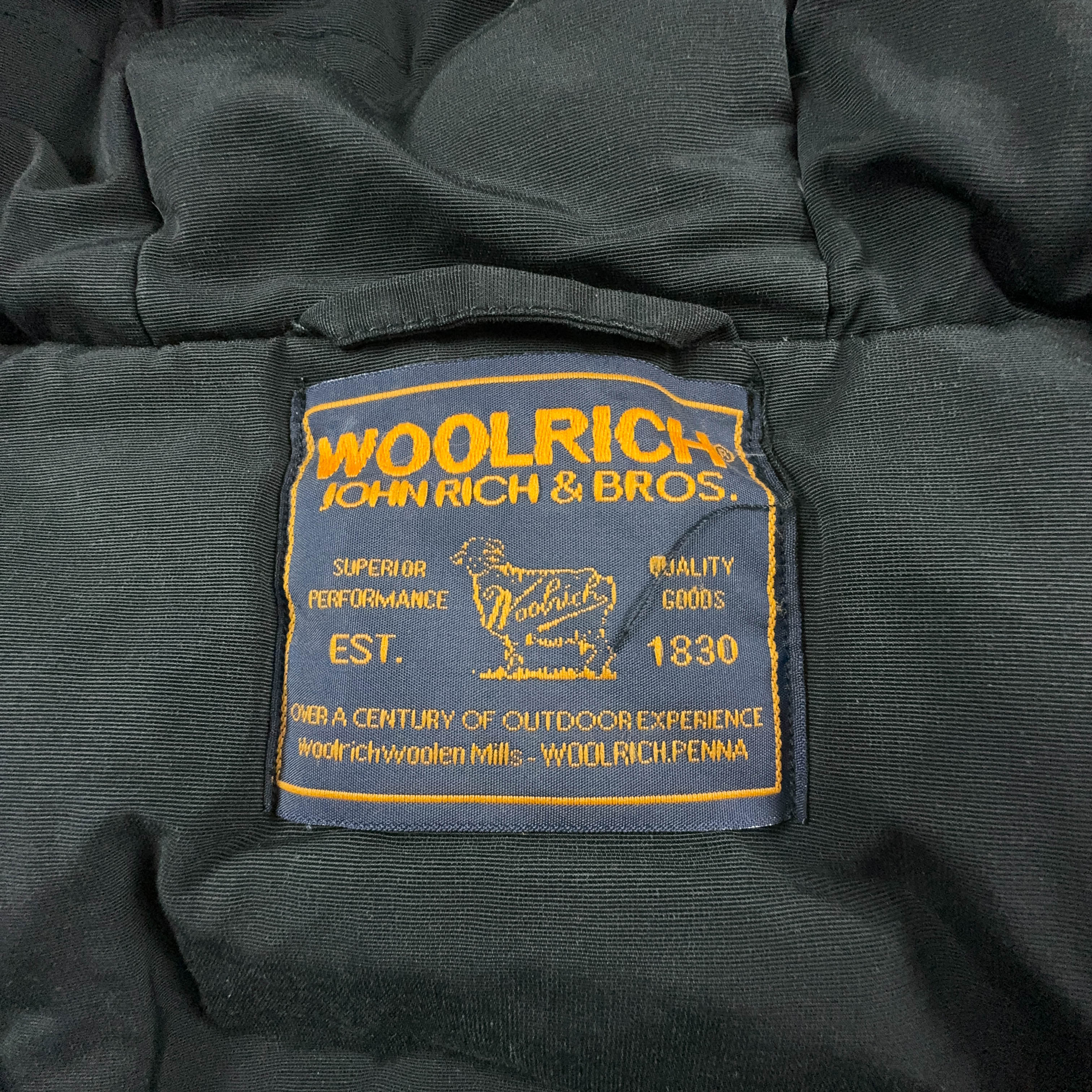 Giubbotto Woolrich nero con cappuccio 50% piuma - Taglia S uomo