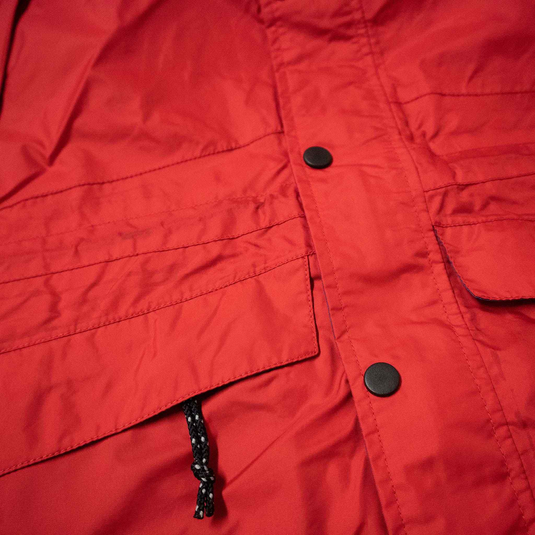 The North Face windbreaker - Size M