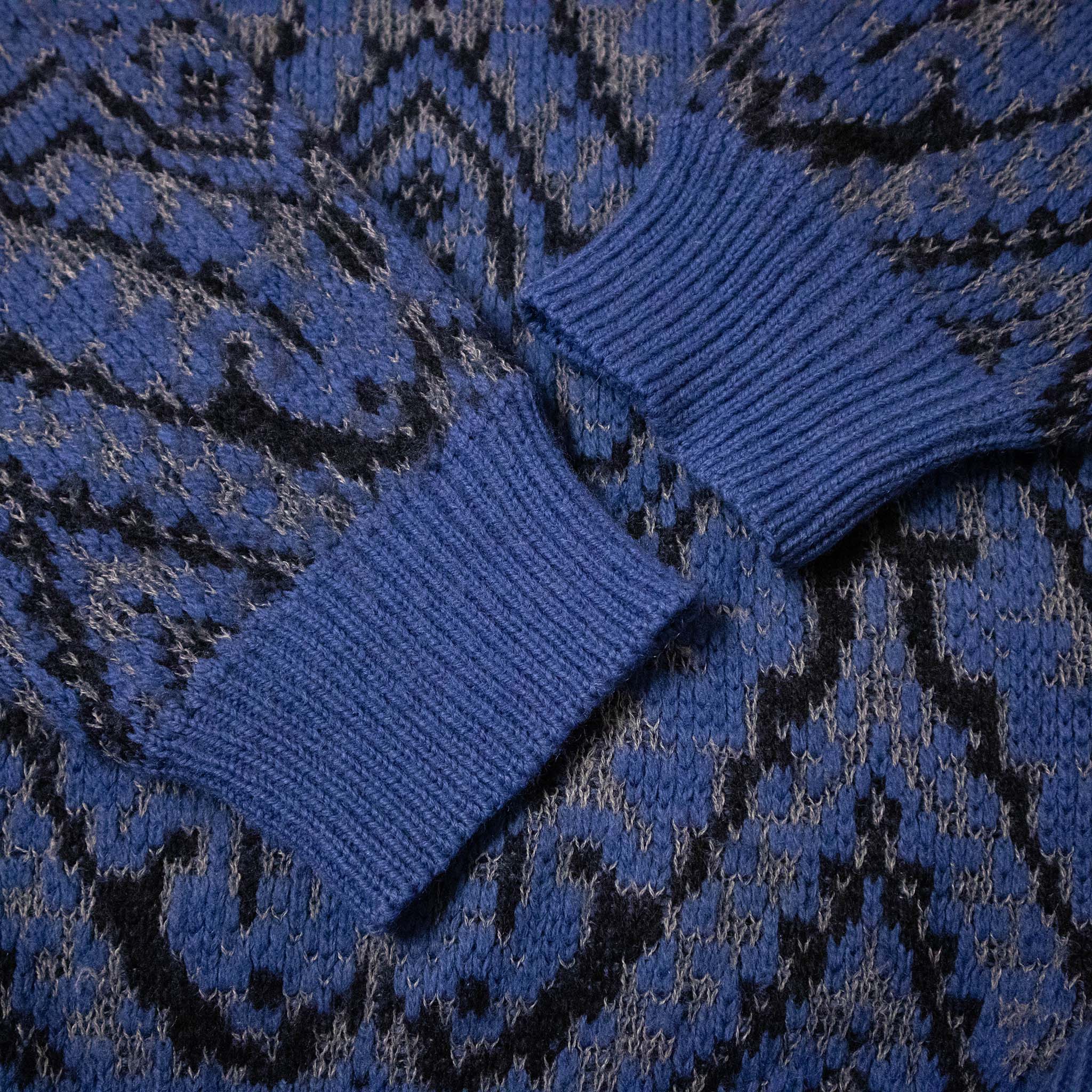 Vintage Sweater - Size M