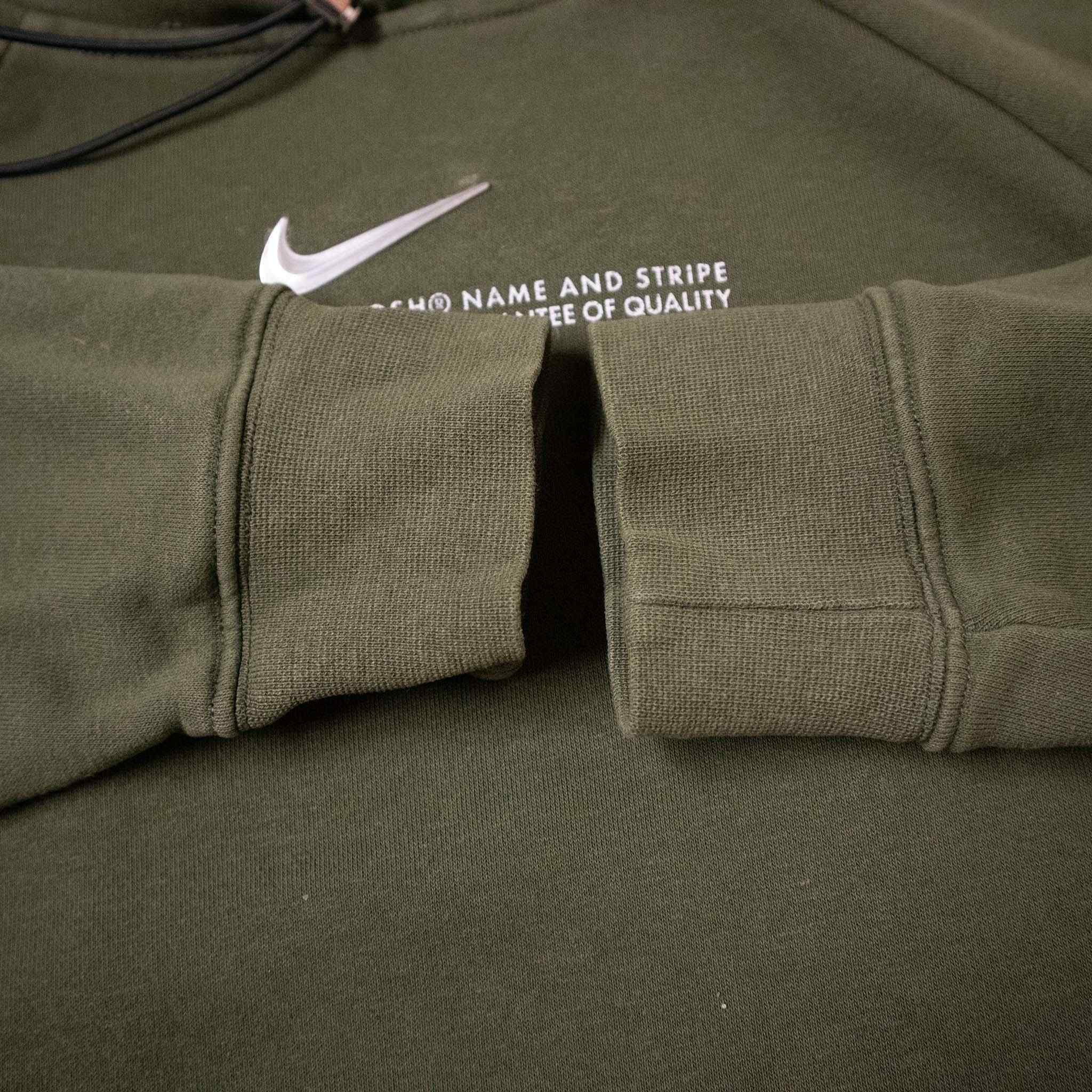 Nike Sweatshirt - Size L