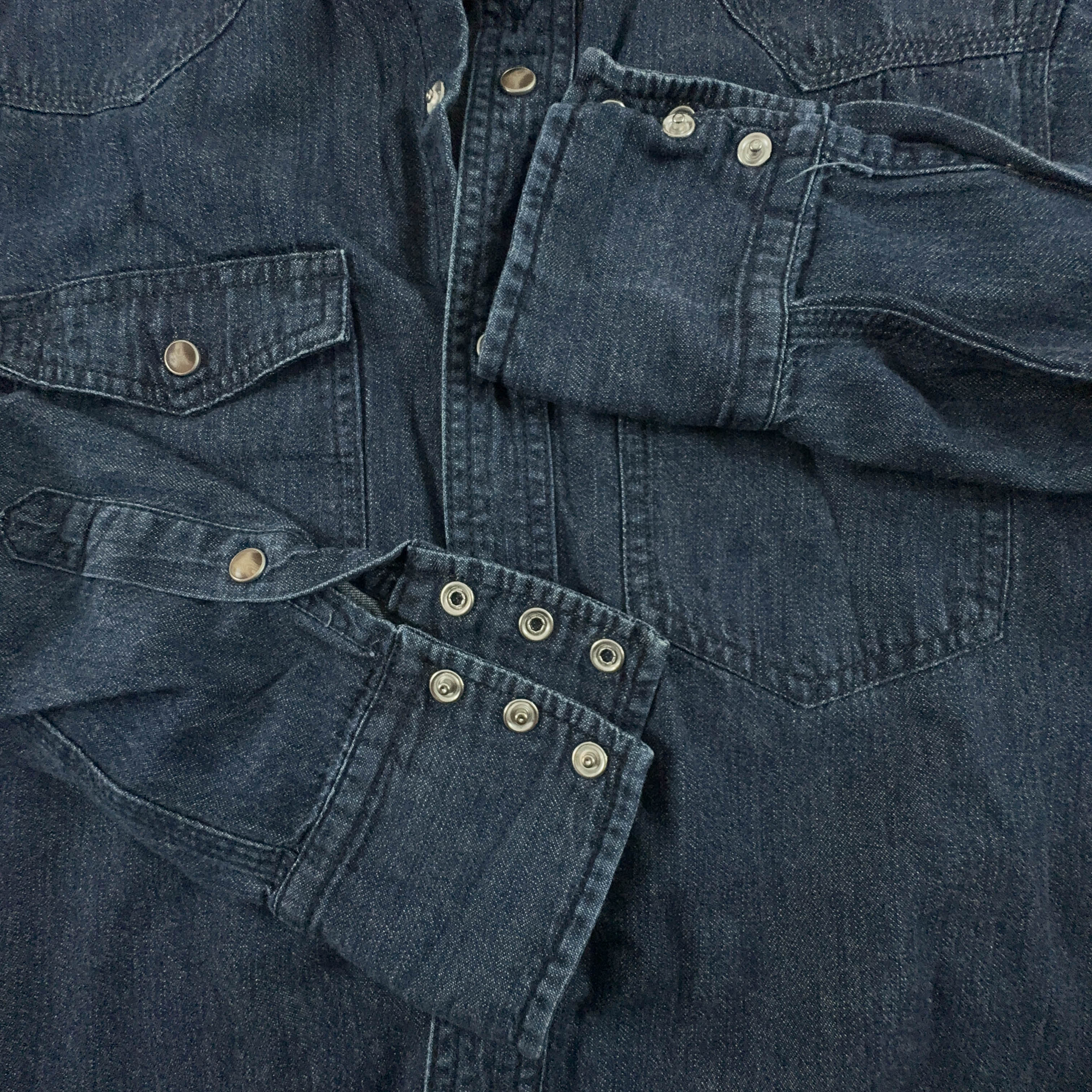 Camicia Carhartt in denim blu scuro tinta unita - Taglia S uomo