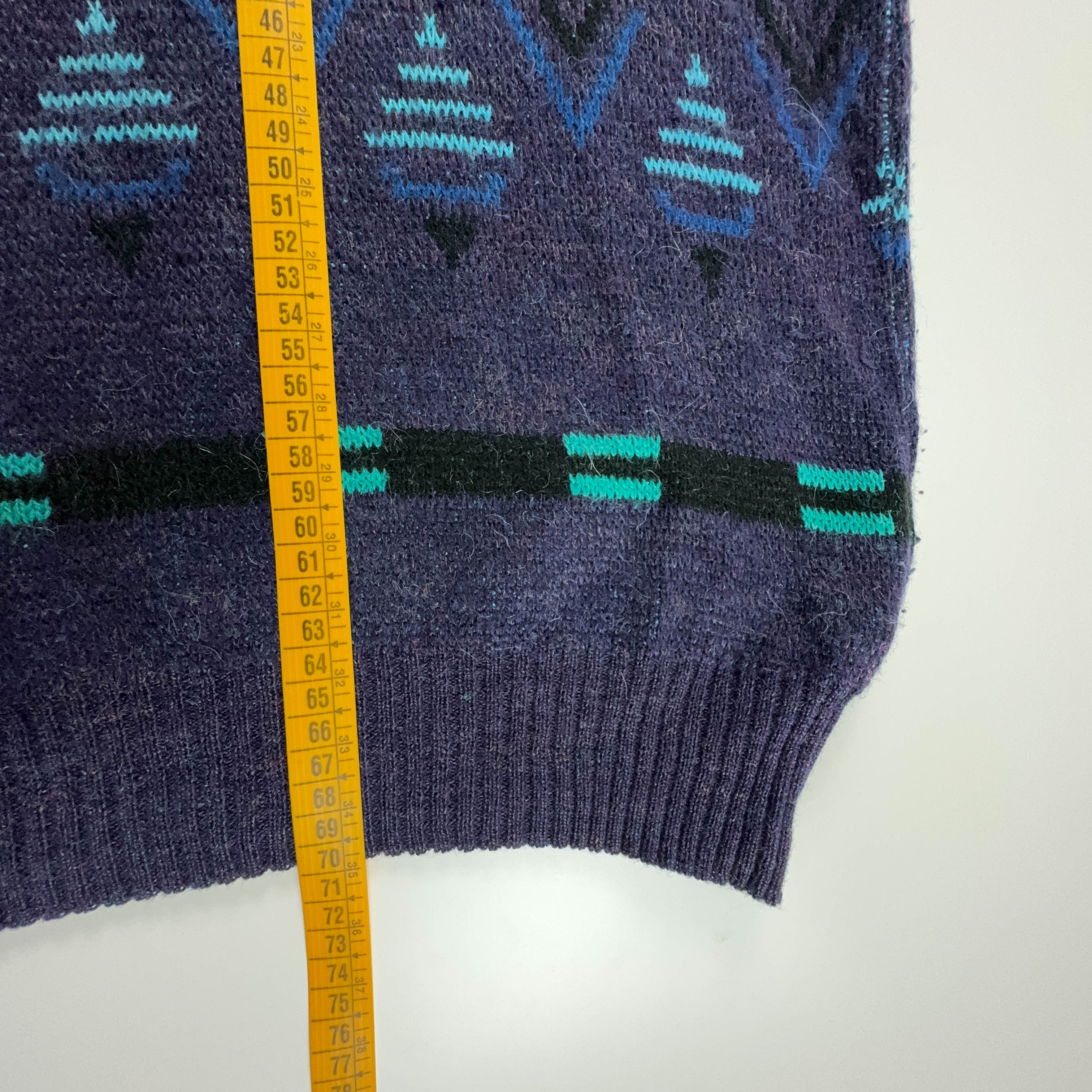 Maglione Adidas Vintage viola 40% lana a fantasia geometrica a girocollo - Taglia 48 uomo