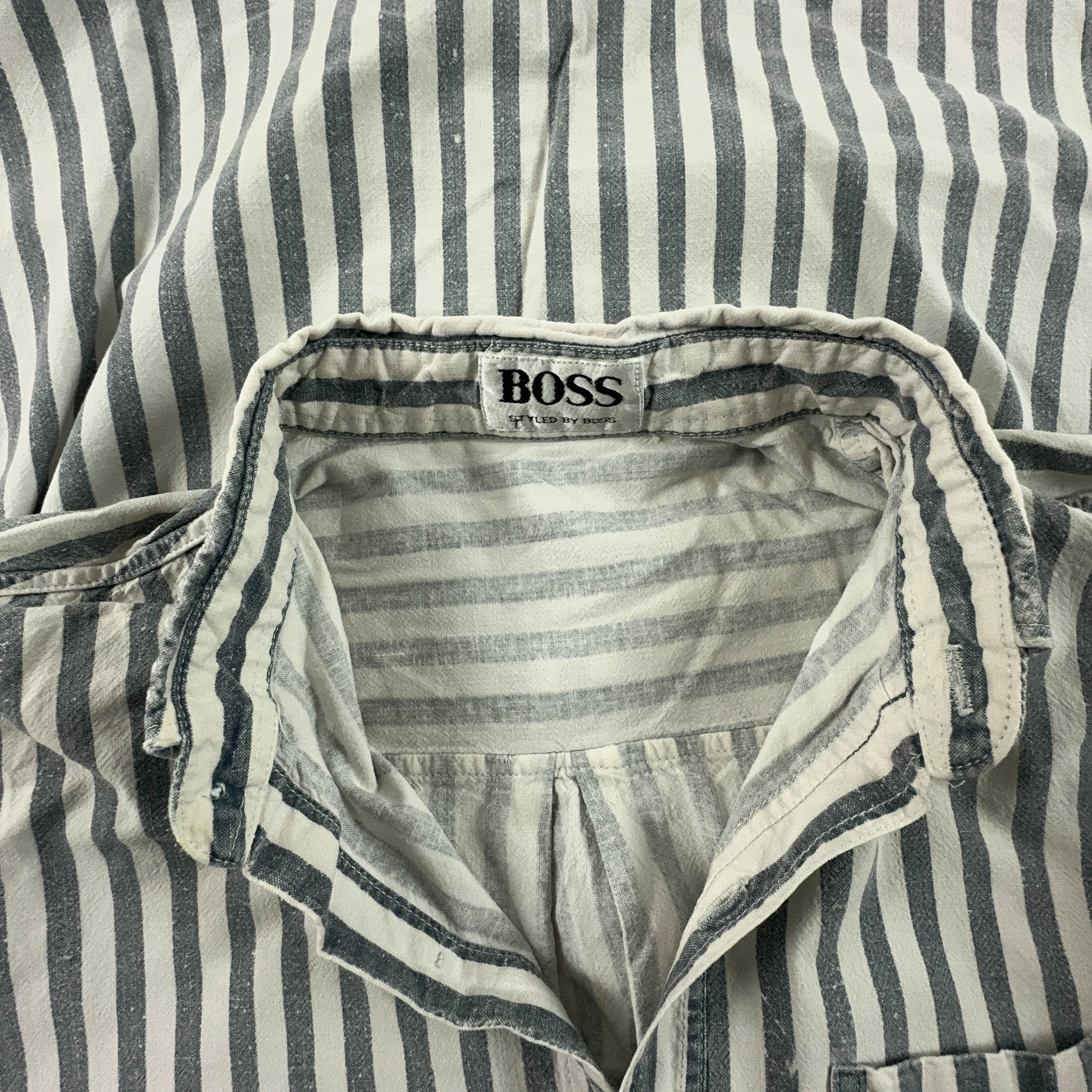Camicia Hugo Boss Vintage a righe grigia e bianca - Taglia L uomo