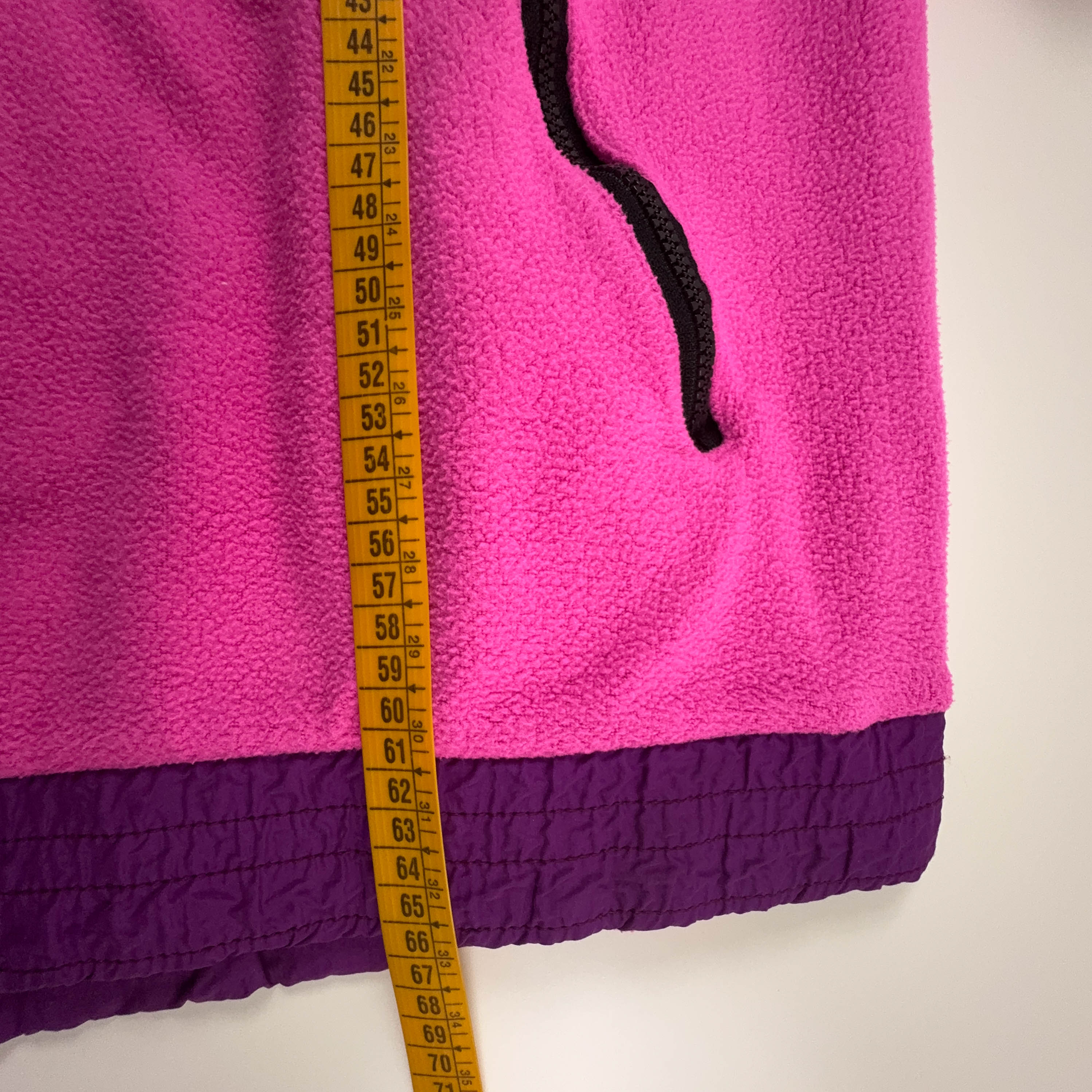 Pile Vintage rosa e viola con patch anni 80 90 - Taglia L uomo