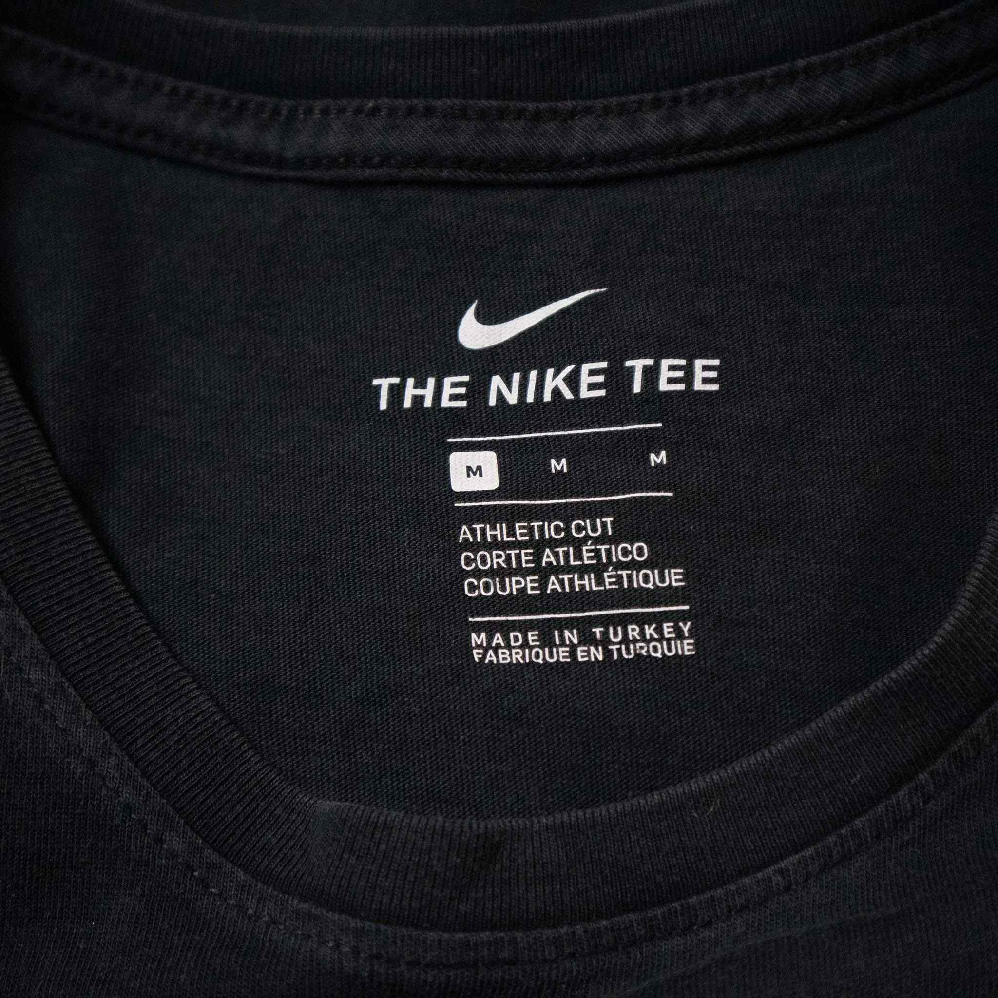 Nike T-Shirt - Size M