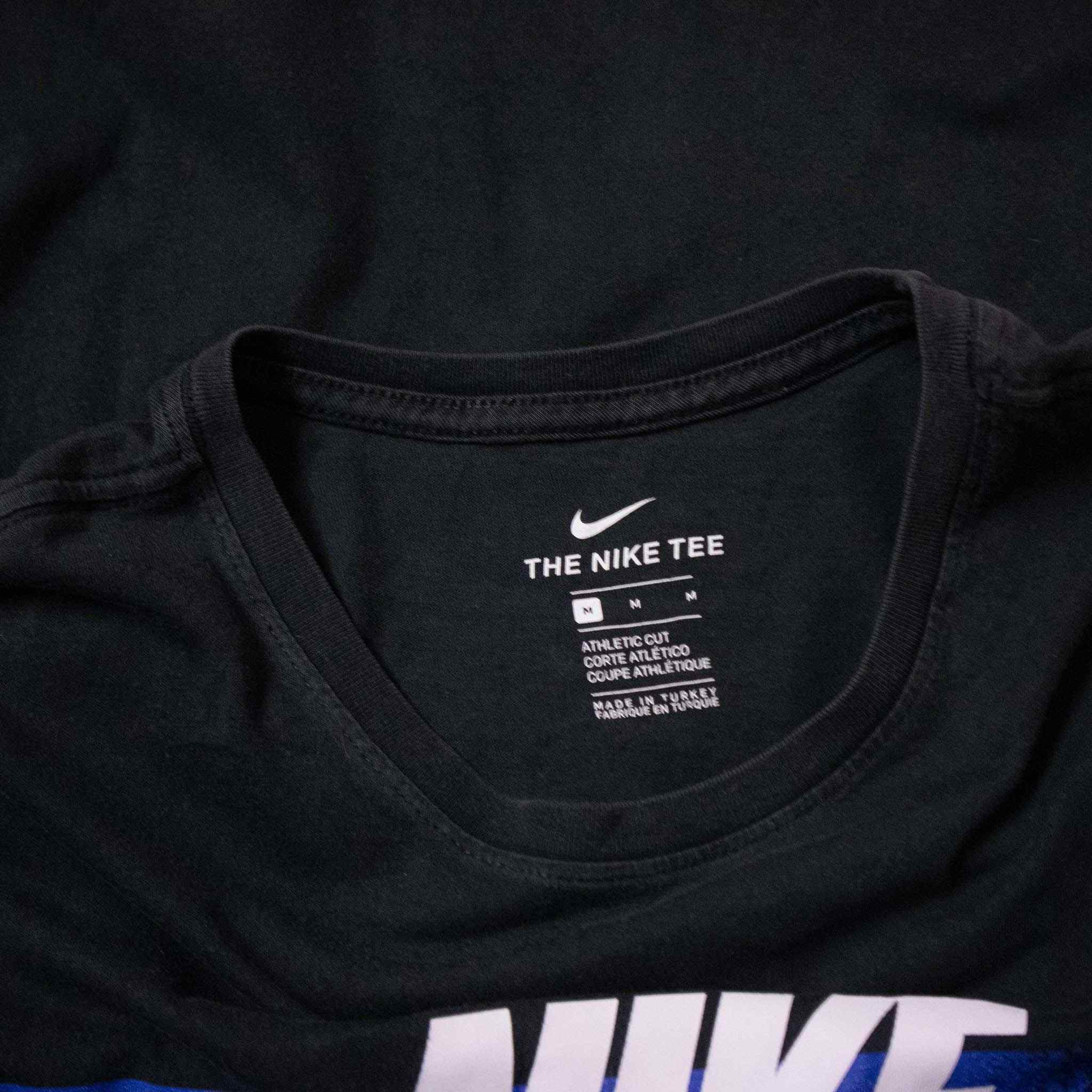 Nike T-Shirt - Size M