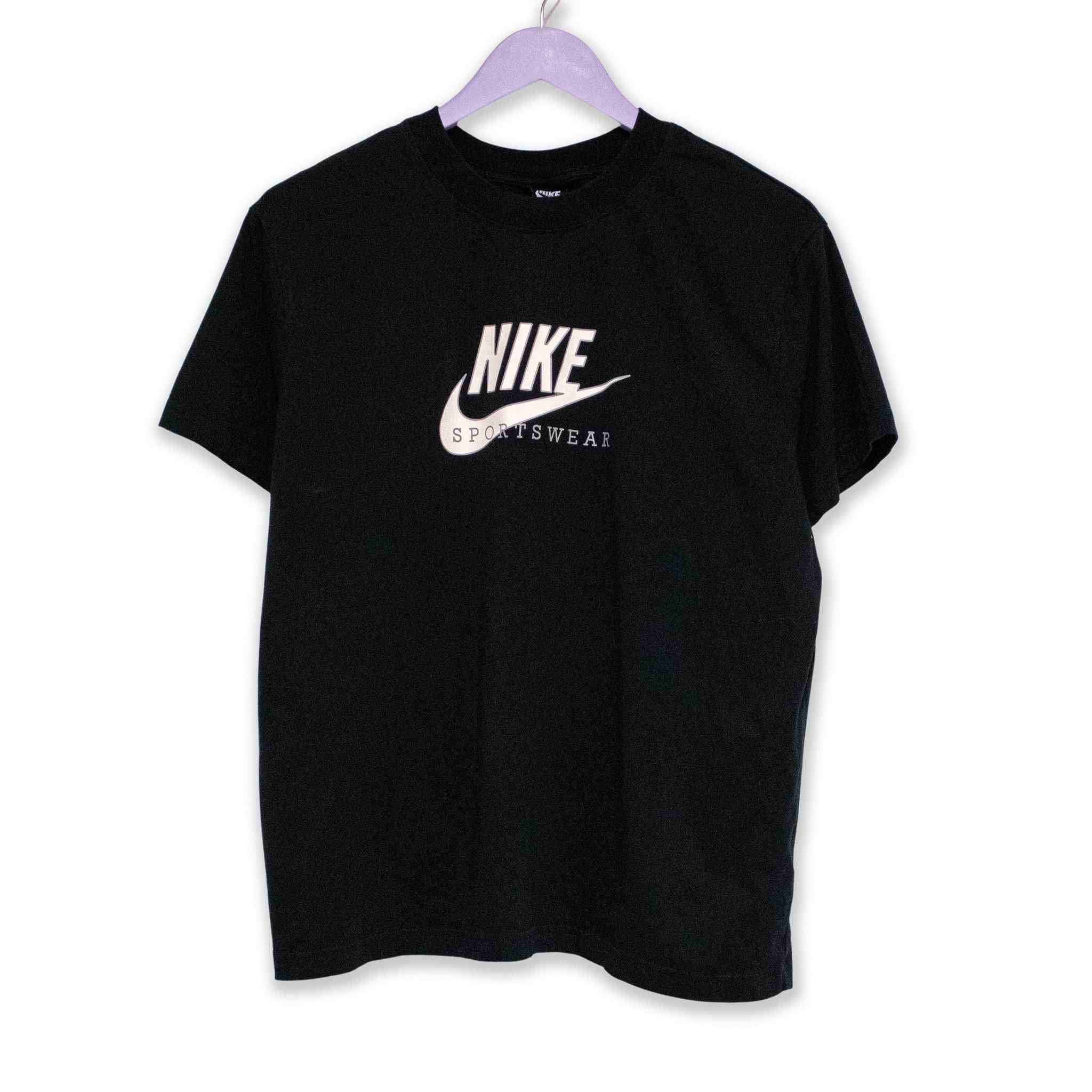 Nike T shirt - Size M/L