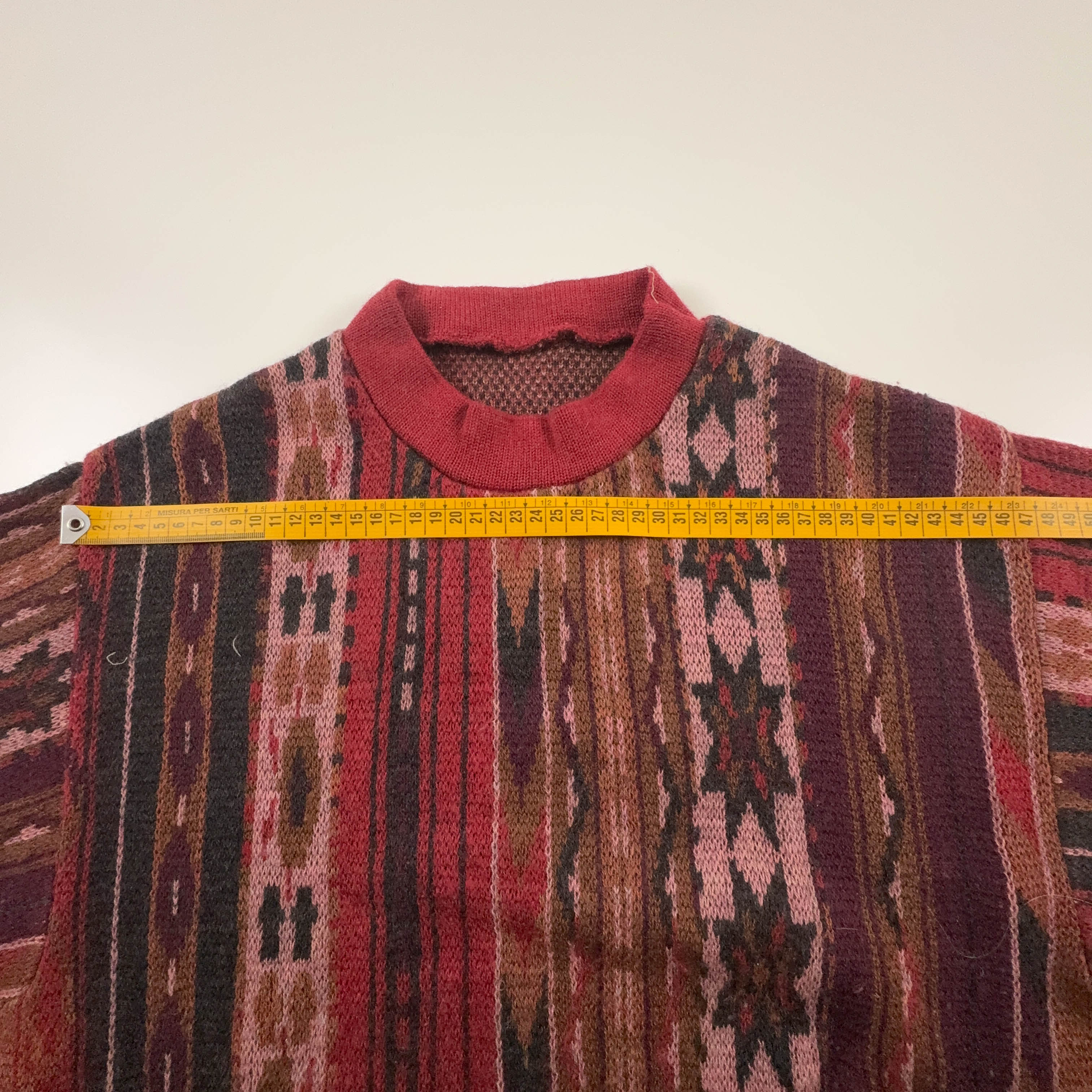 Maglione Vintage rosso a righe astratto girocollo 100% lana anni 80 90 - Taglia 50 uomo