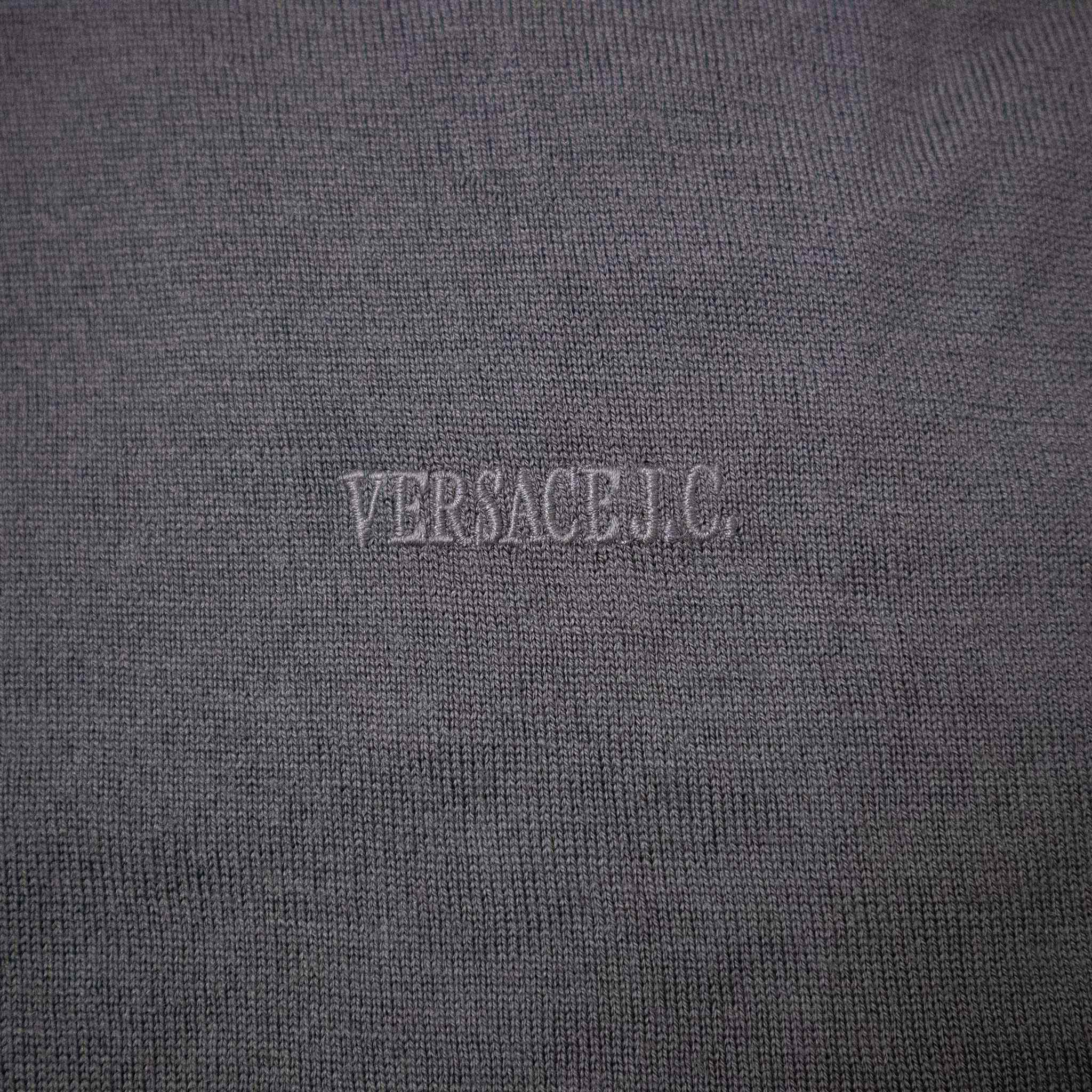 Versace sweater 100% wool - Size L