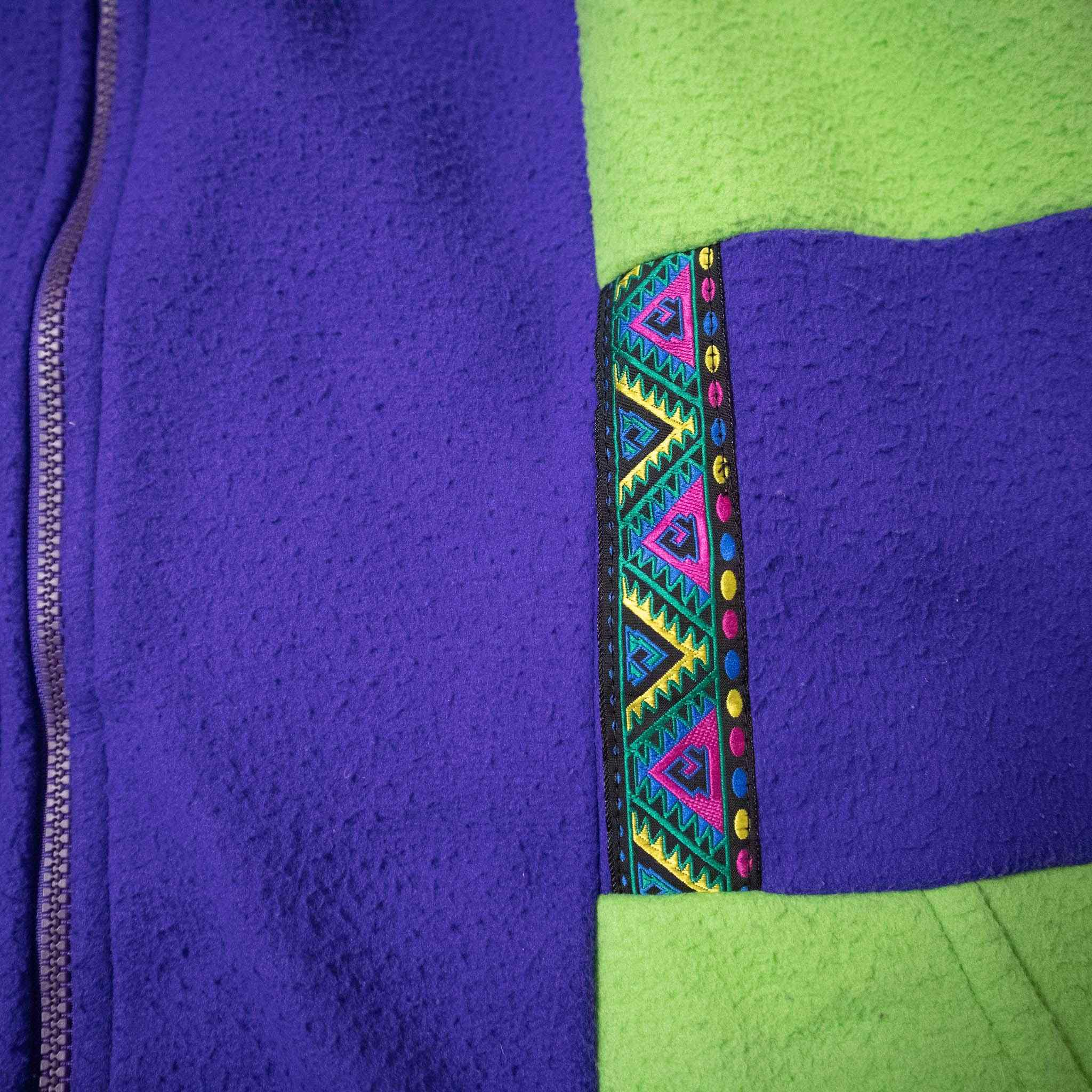 Vintage Fleece - Size M