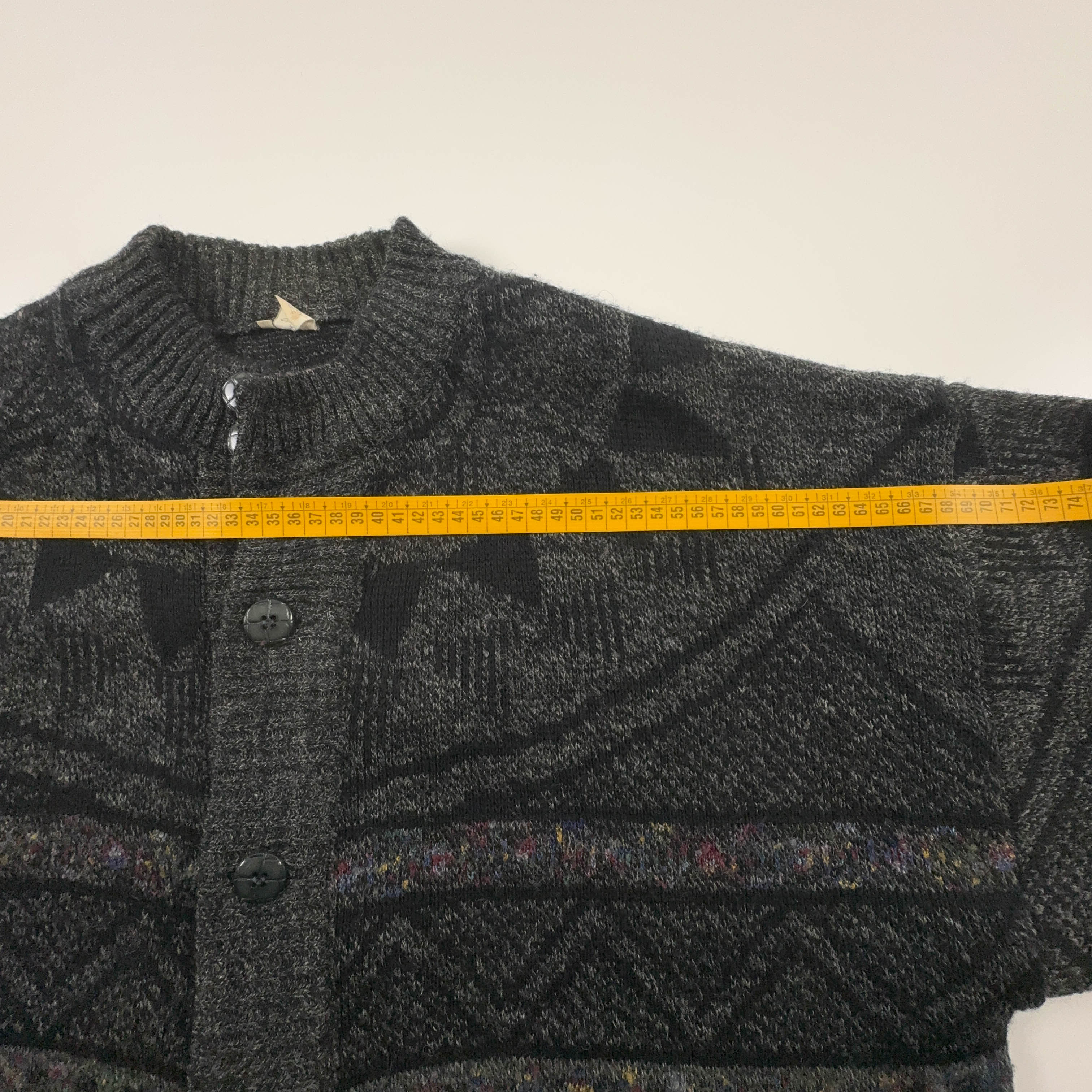 Cardigan Vintage grigio e nero geometrico 70% lana anni 80 90 - Taglia 54 uomo