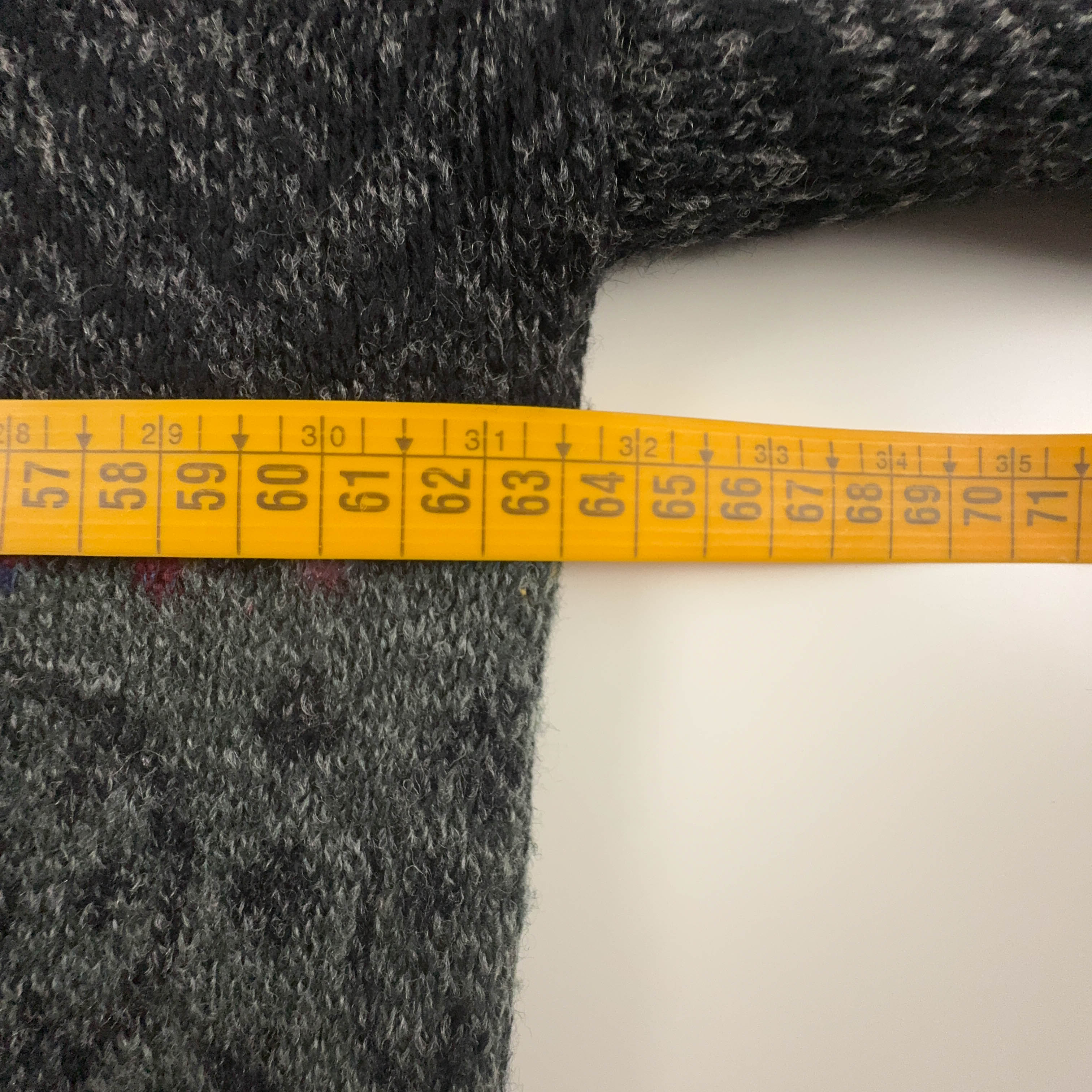Cardigan Vintage grigio e nero geometrico 70% lana anni 80 90 - Taglia 54 uomo