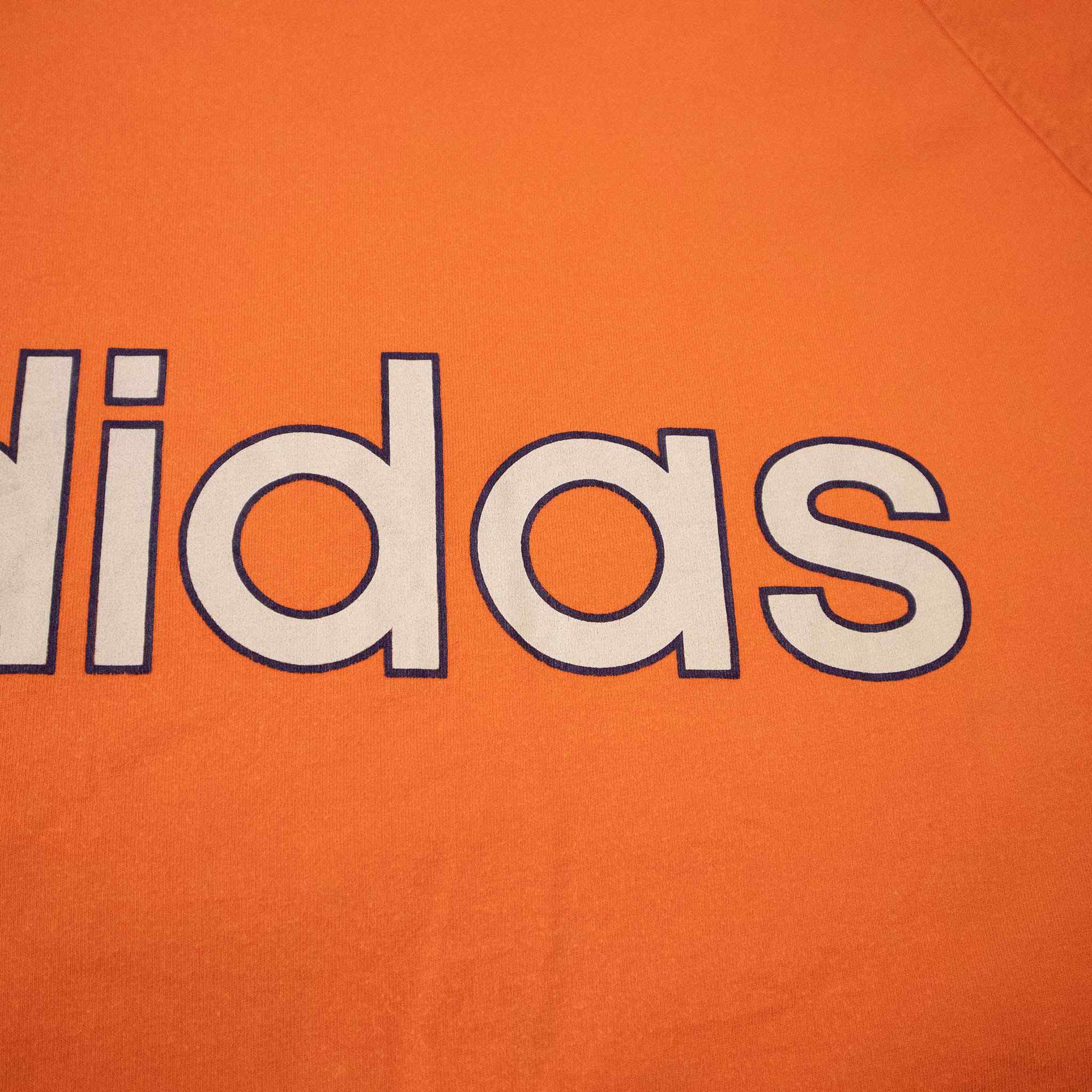 Adidas Vintage T-Shirt - Size L