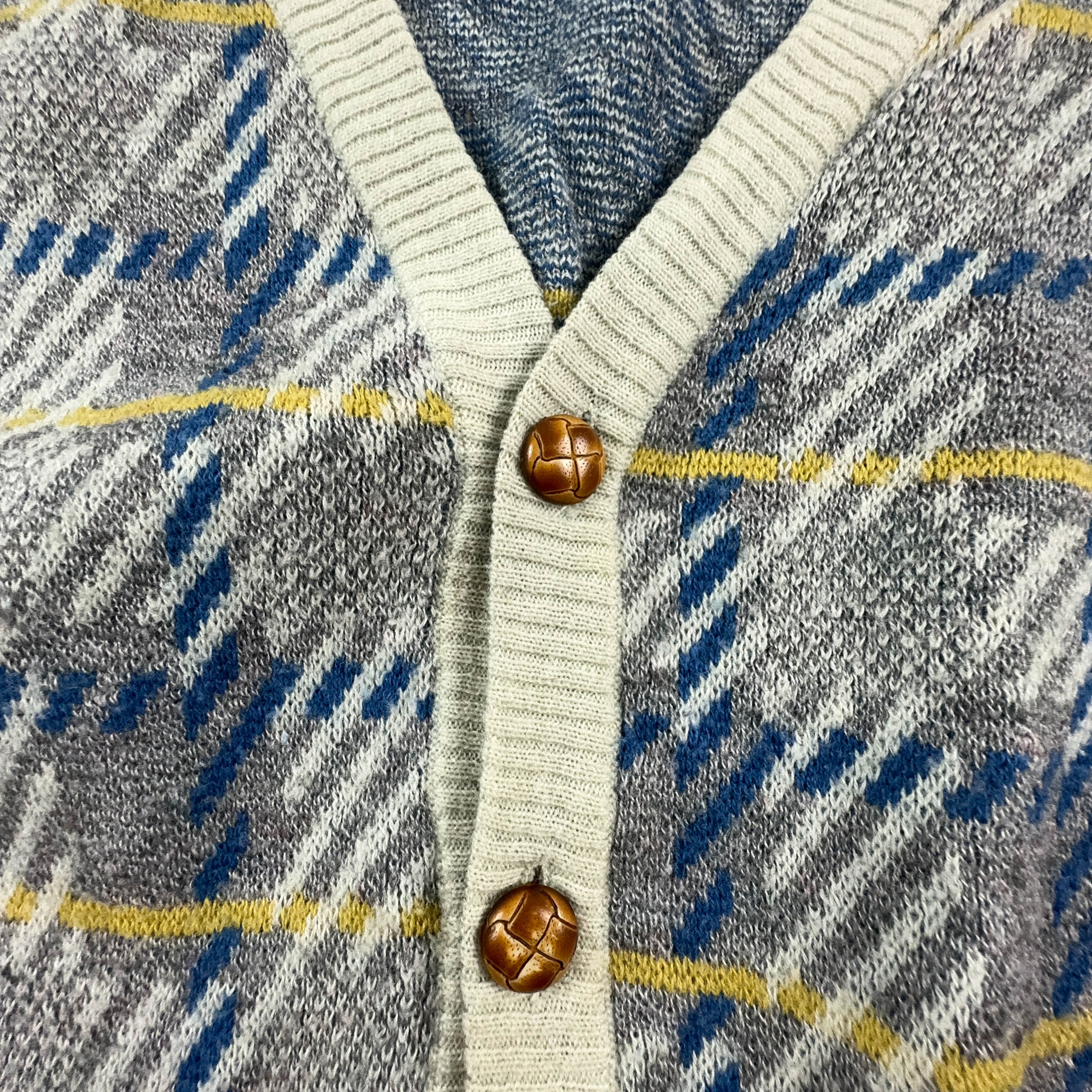 Vintage Cardigan 40% Wool Grey and Blue Check with Buttons - Size 52 L Men