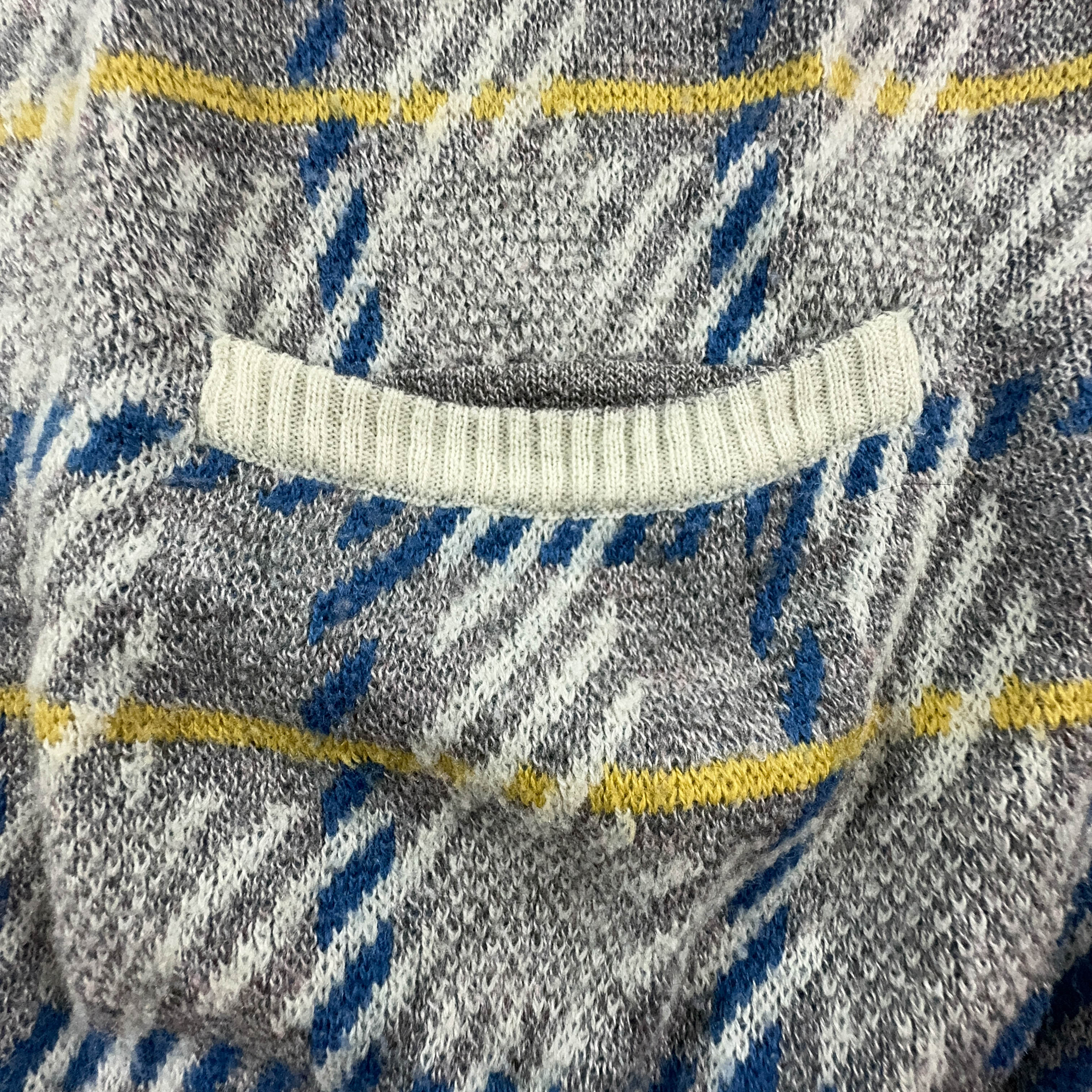 Vintage Cardigan 40% Wool Grey and Blue Check with Buttons - Size 52 L Men