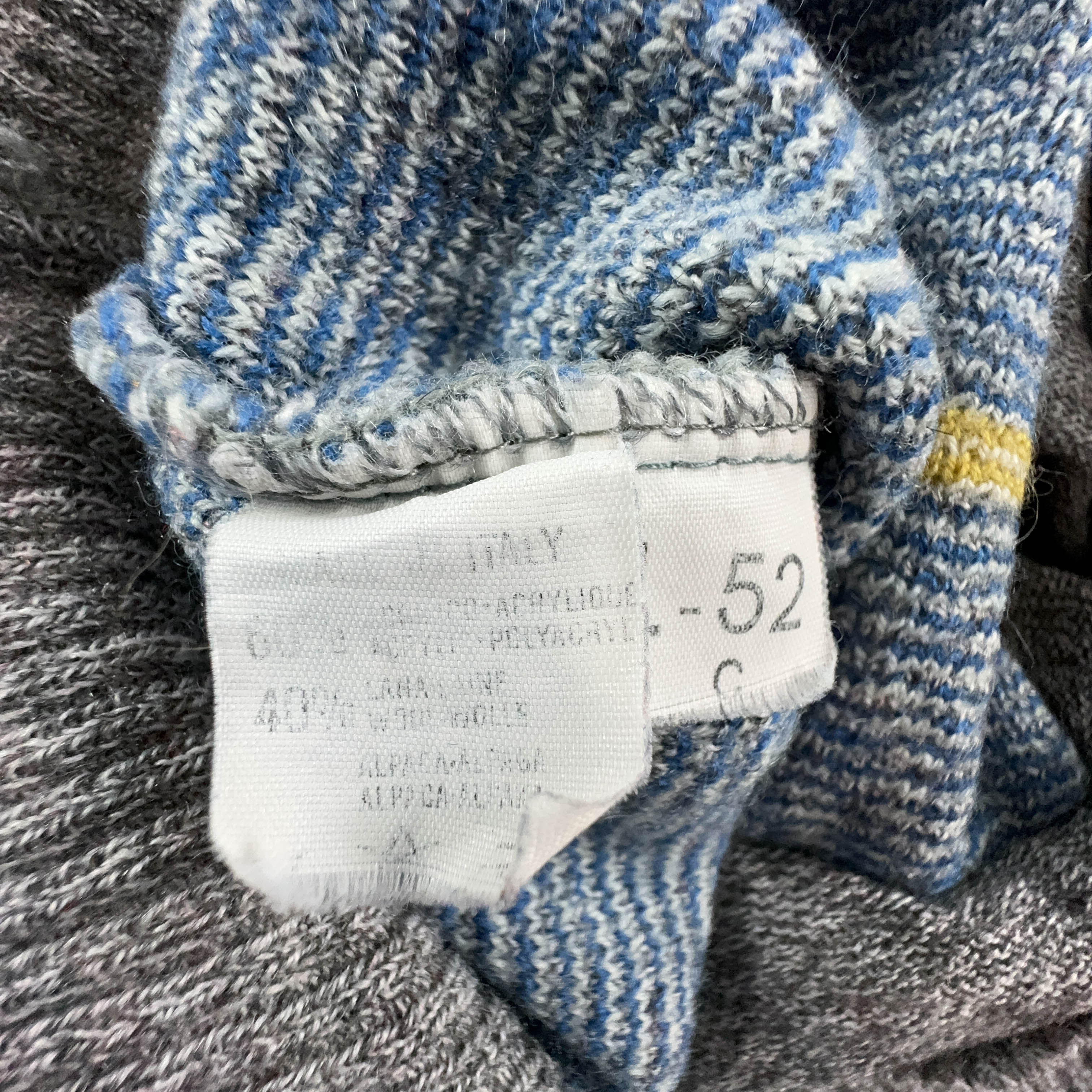 Vintage Cardigan 40% Wool Grey and Blue Check with Buttons - Size 52 L Men