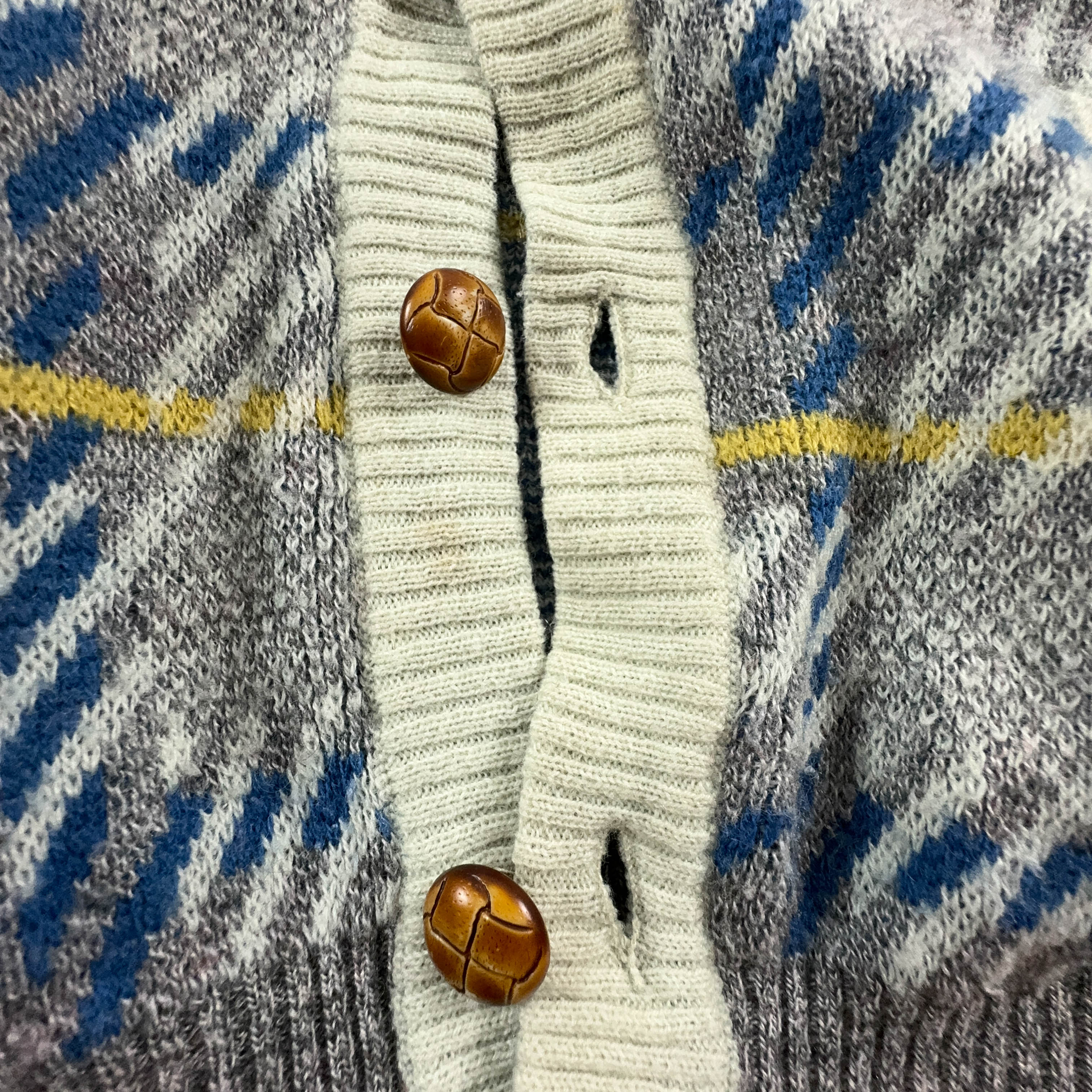 Vintage Cardigan 40% Wool Grey and Blue Check with Buttons - Size 52 L Men