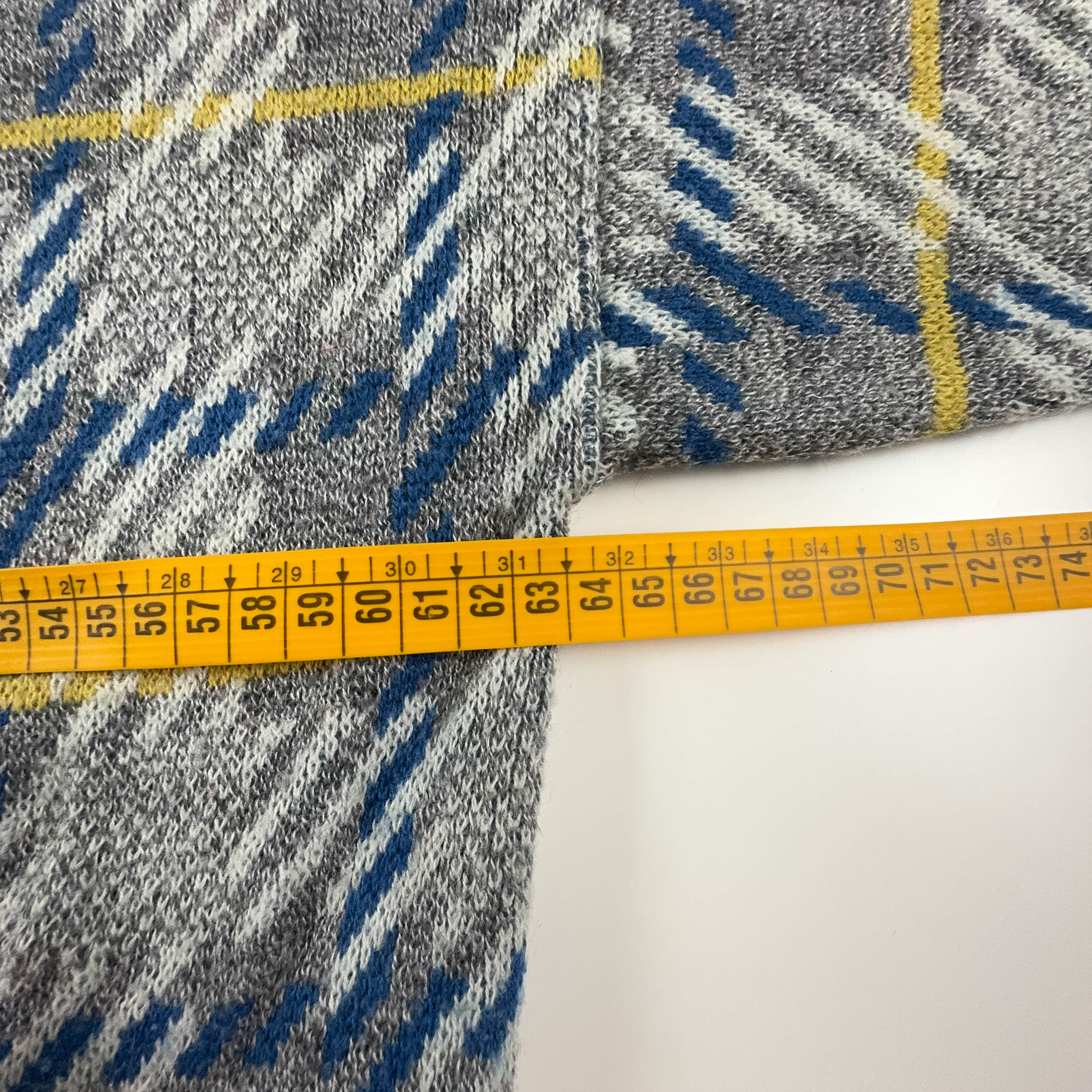 Vintage Cardigan 40% Wool Grey and Blue Check with Buttons - Size 52 L Men