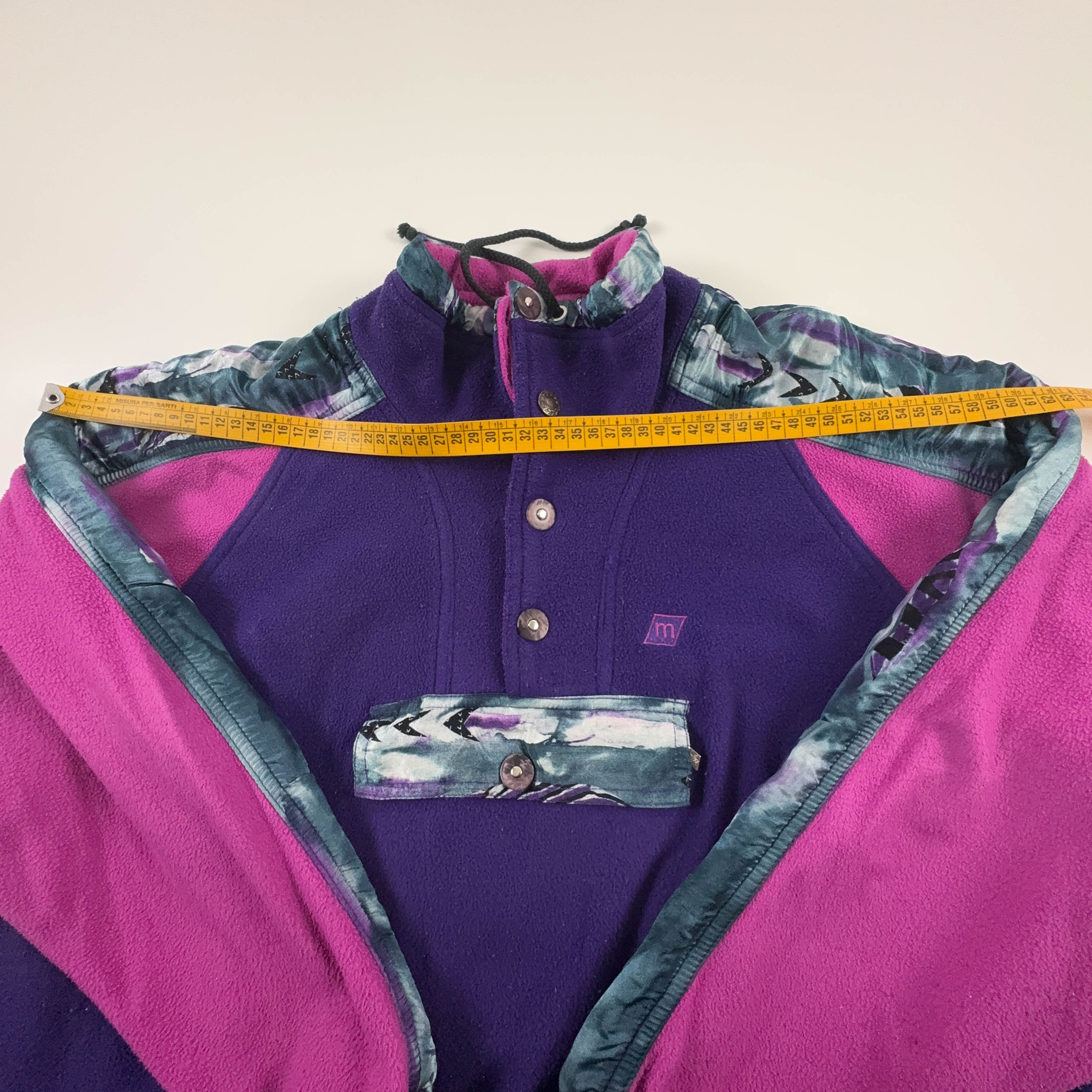Pile Maser Vintage viola e fucsia astratto con ricamo anni 80 90 - Taglia 48 uomo