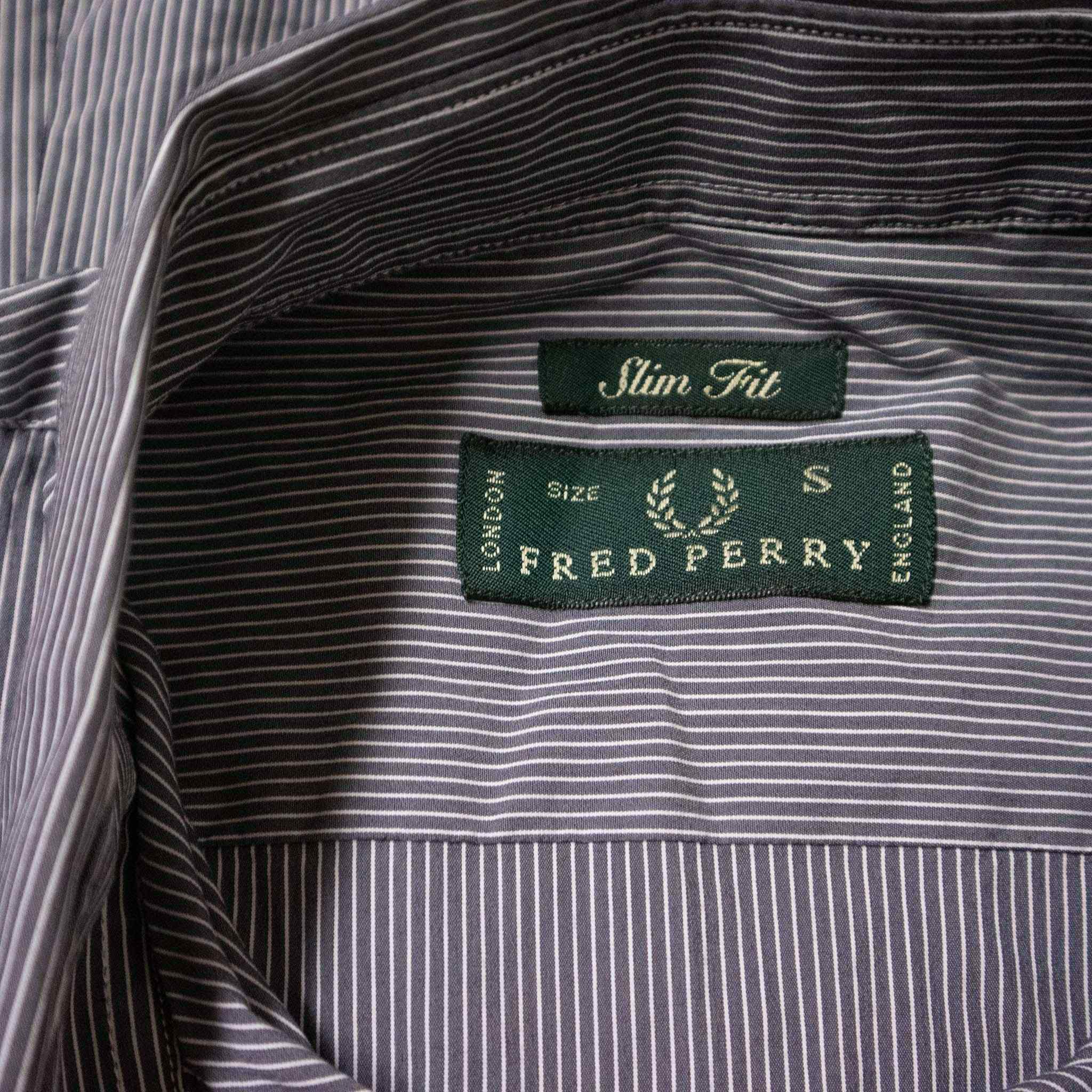 Fred Perry Shirt - Size S