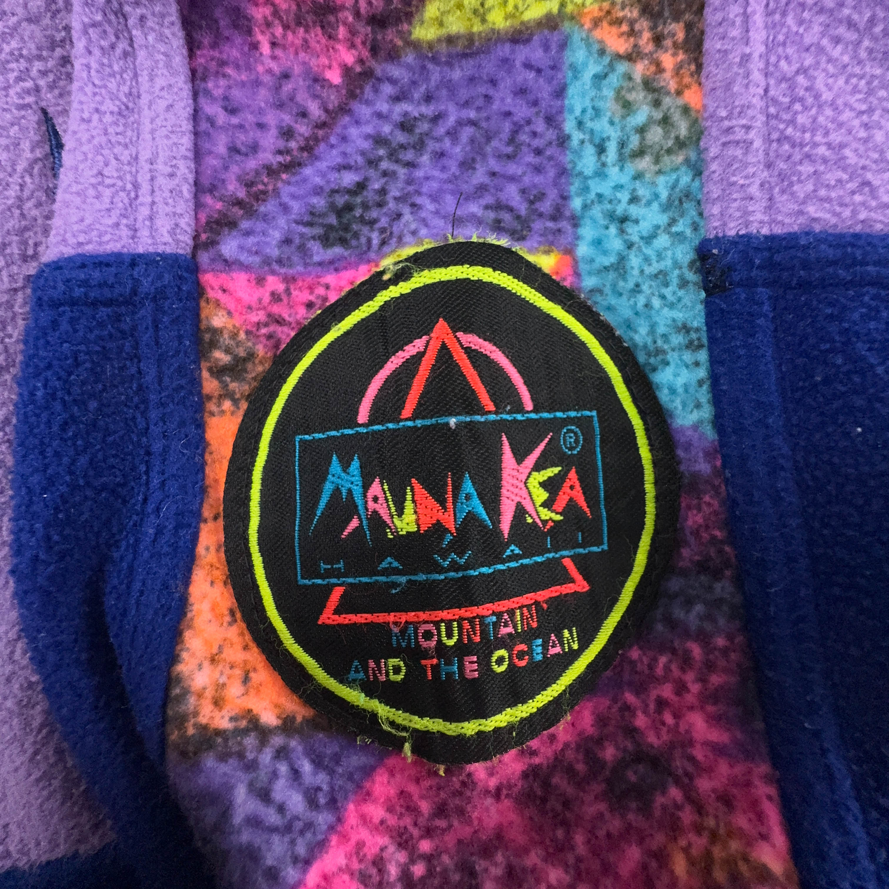 Pile Mauna Kea Vintage viola e blu astratto con ricamo anni 80 90 - Taglia M uomo
