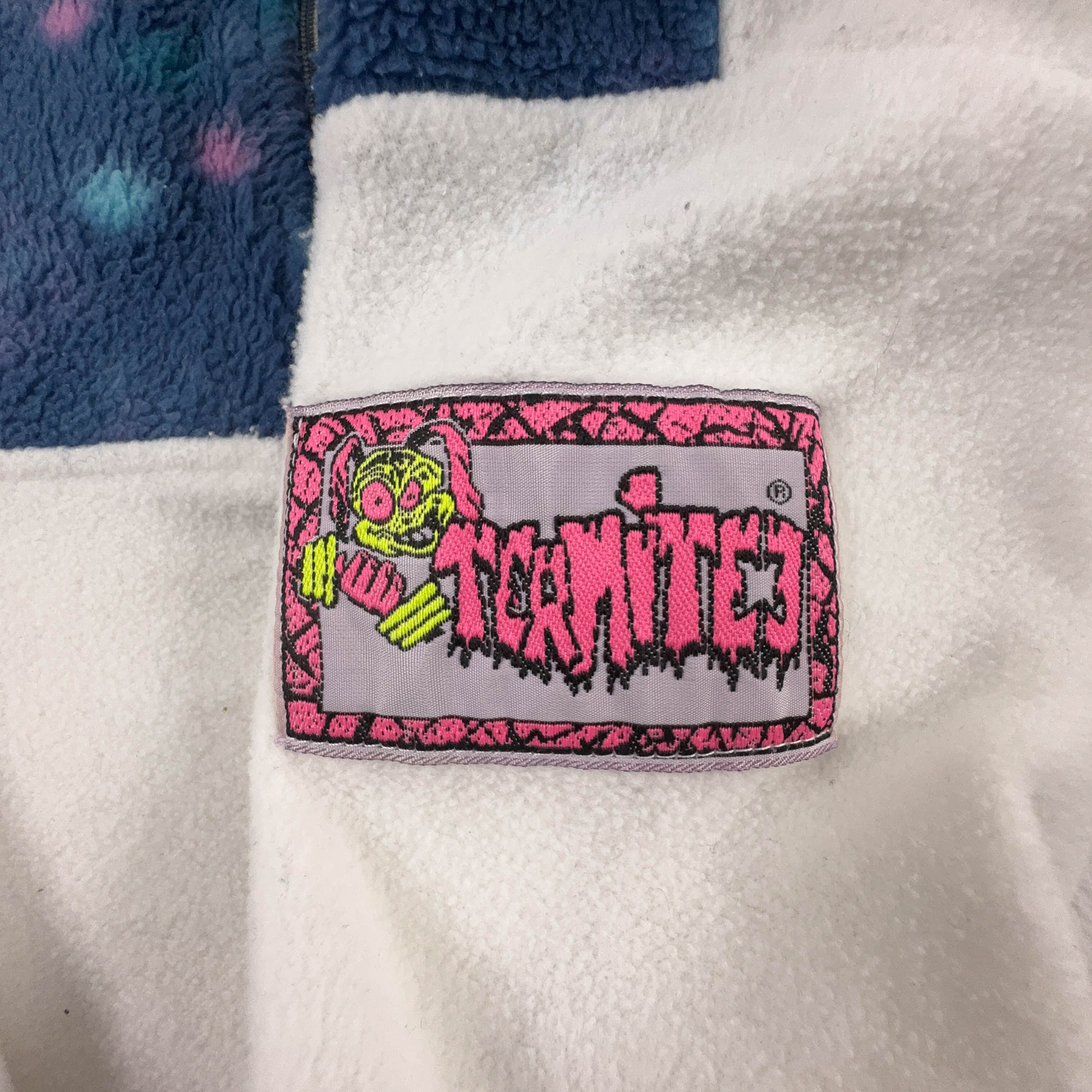 Pile Vintage bianco e blu a fantasia con patch anni 80 90 - Taglia M uomo