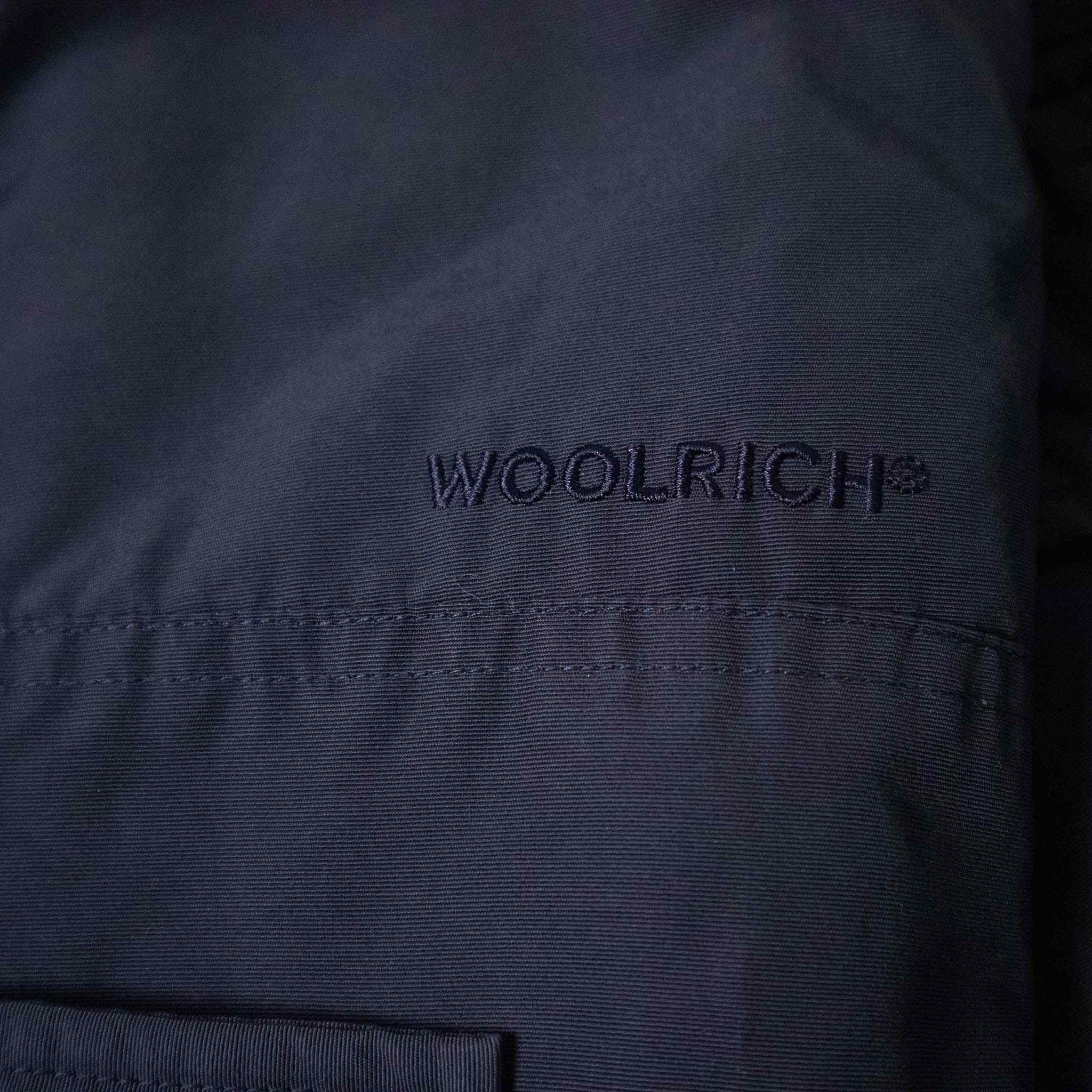 Giubbotto Woolrich blu scuro lungo con zip bottoni e cappuccio - Taglia S donna