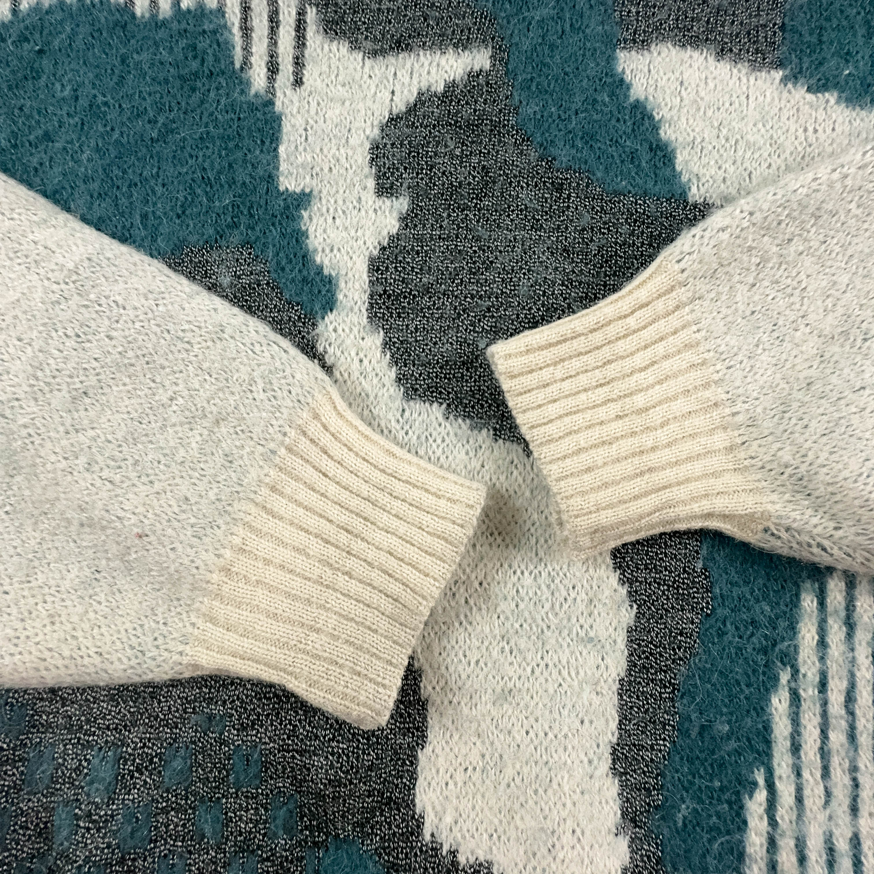 Maglione Adidas Vintage 44% lana beige e verde a girocollo - Taglia S/M donna