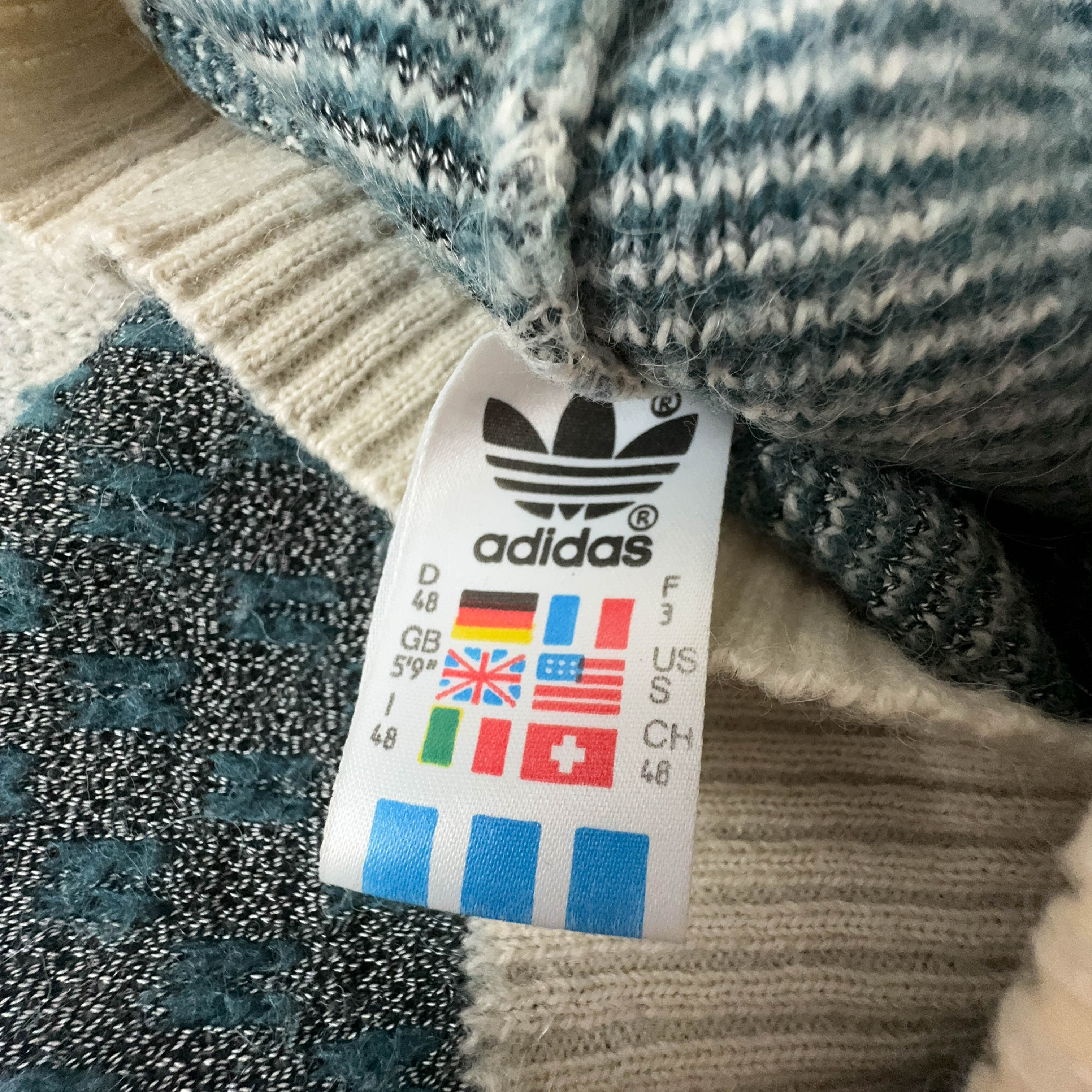 Maglione Adidas Vintage 44% lana beige e verde a girocollo - Taglia S/M donna