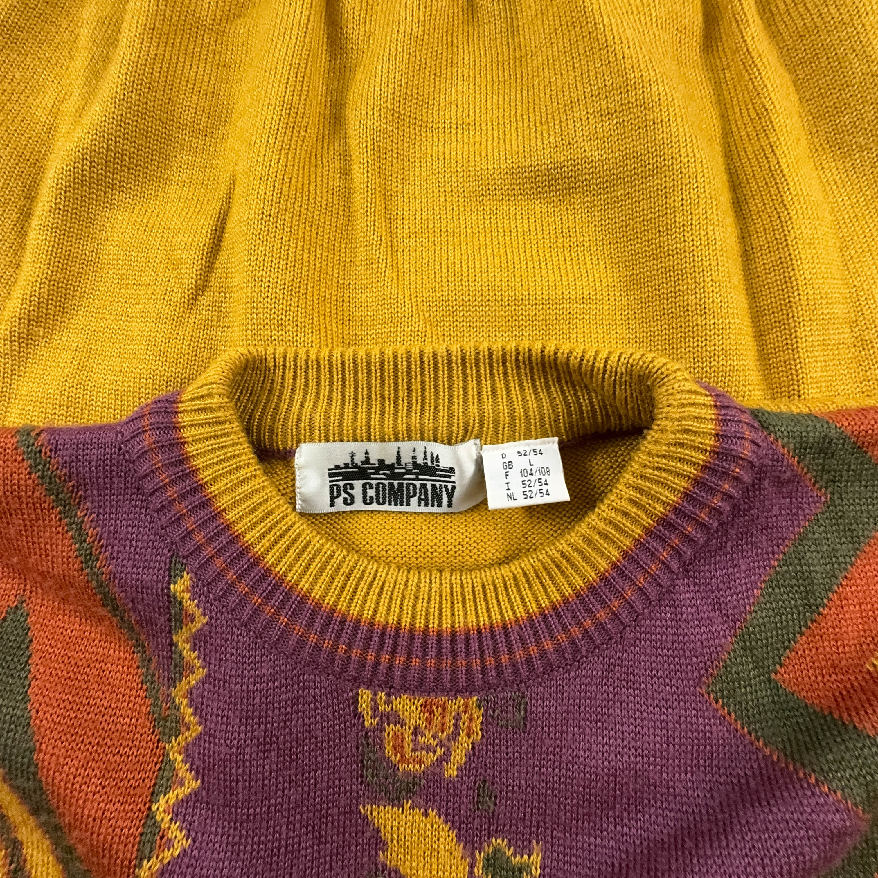 Maglione Vintage 15% lana a girocollo giallo e viola a fantasia - Taglia 52 54 L uomo