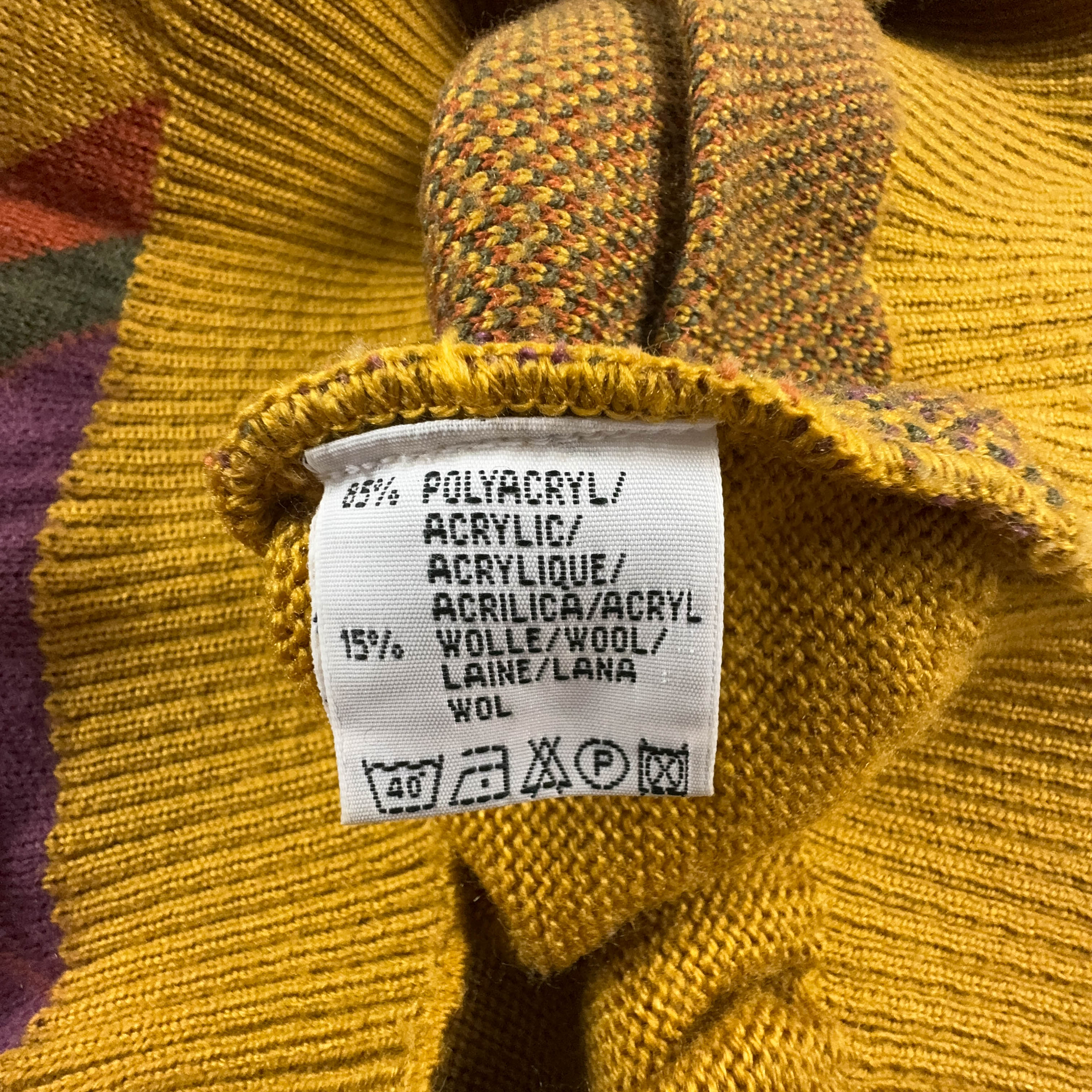 Maglione Vintage 15% lana a girocollo giallo e viola a fantasia - Taglia 52 54 L uomo